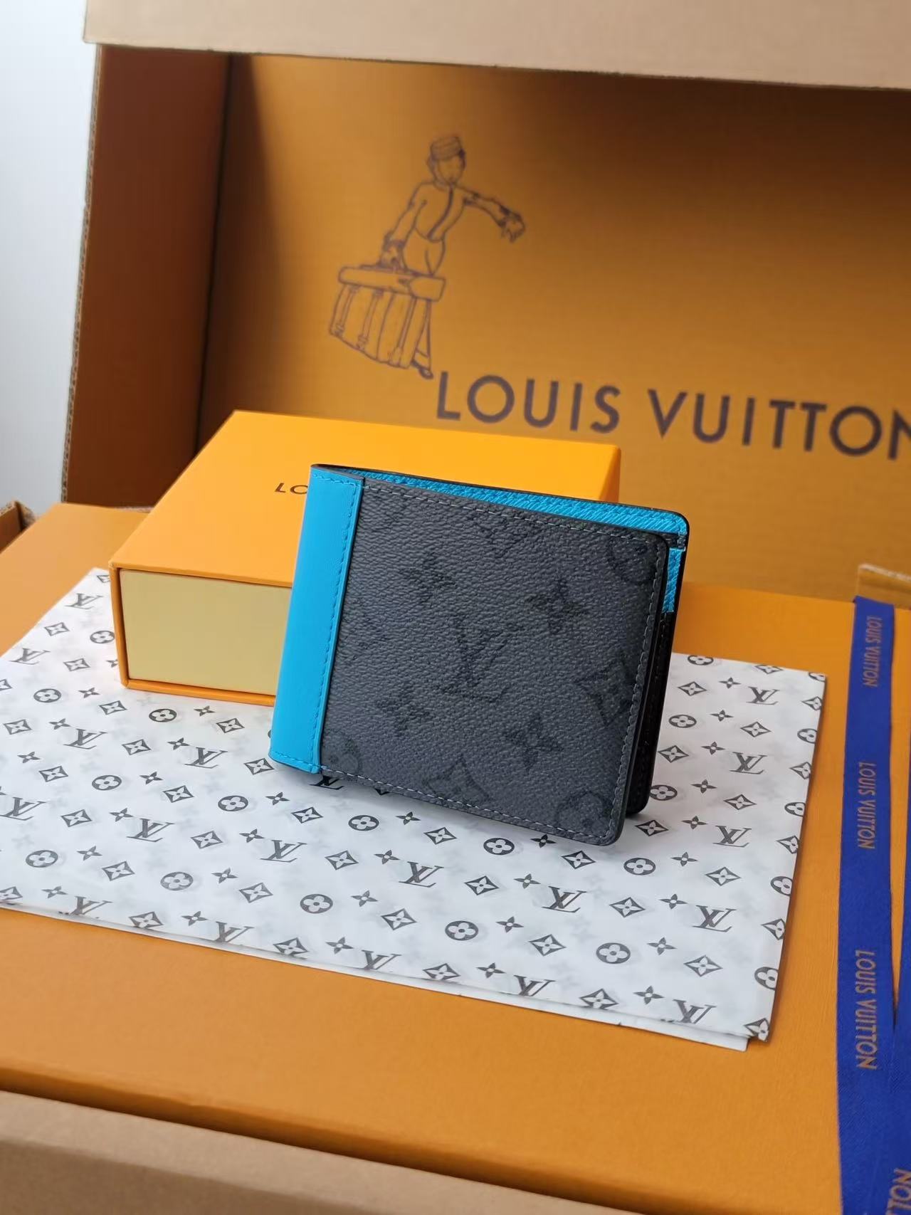Louis Vuitton Monogram Wallet Collection – Color Accent Series