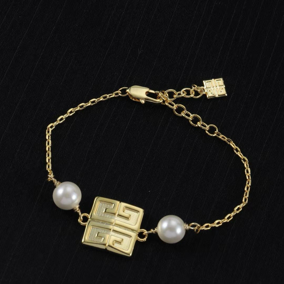 Givenchy Geometric Crystal Jewelry – Necklace & Bracelet Set in Gold & Silver