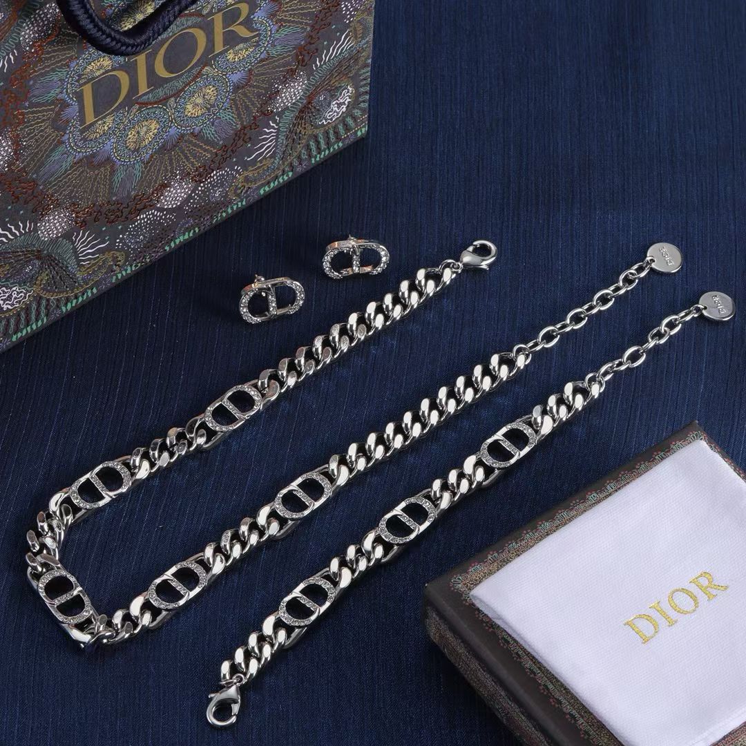 Dior CD Logo Jewelry – Necklace, Earrings & Bracelets in Silver