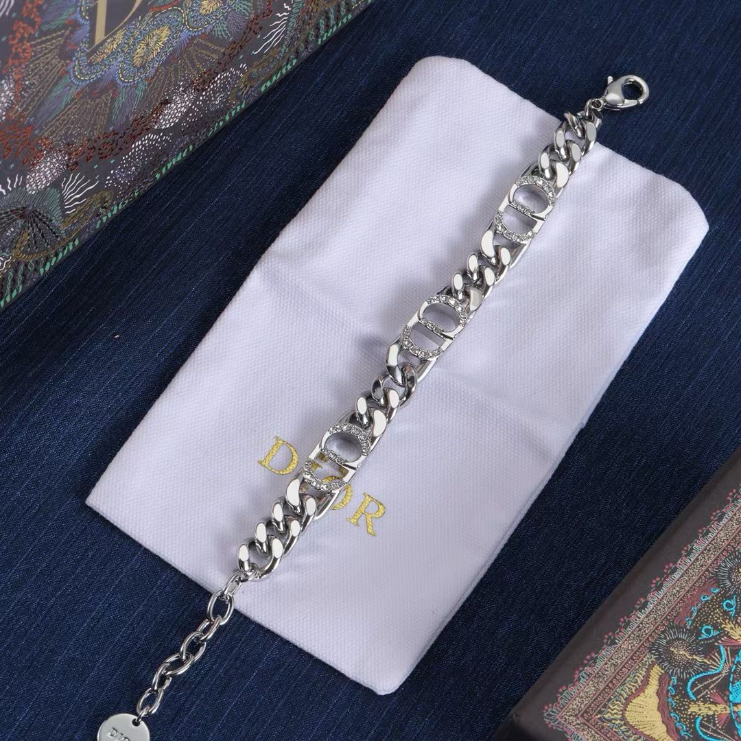 Dior CD Logo Jewelry – Necklace, Earrings & Bracelets in Silver