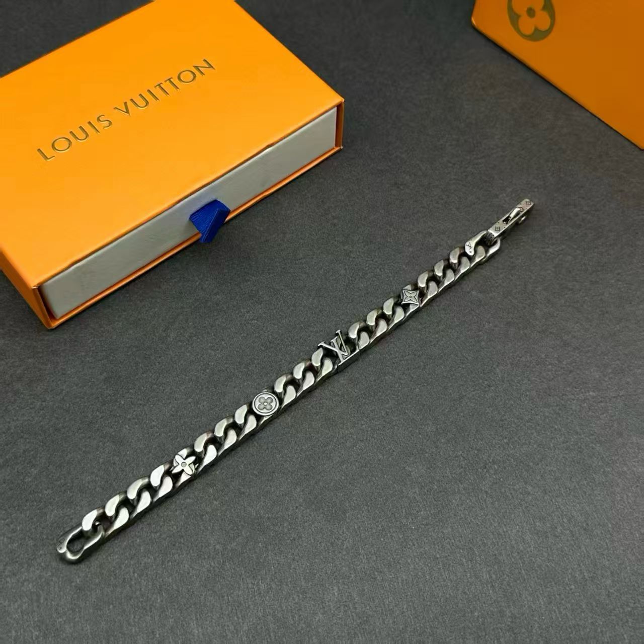 Louis Vuitton Monogram Curb Chain Jewelry – Necklace & Bracelet Set