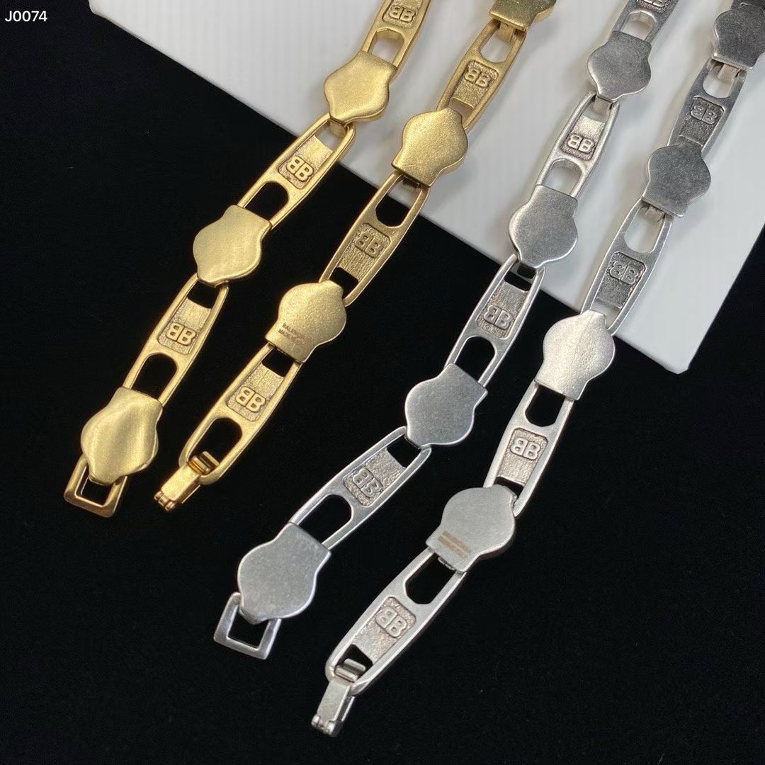 Balenciaga BB Link Chain Necklace – Gold & Silver Variants