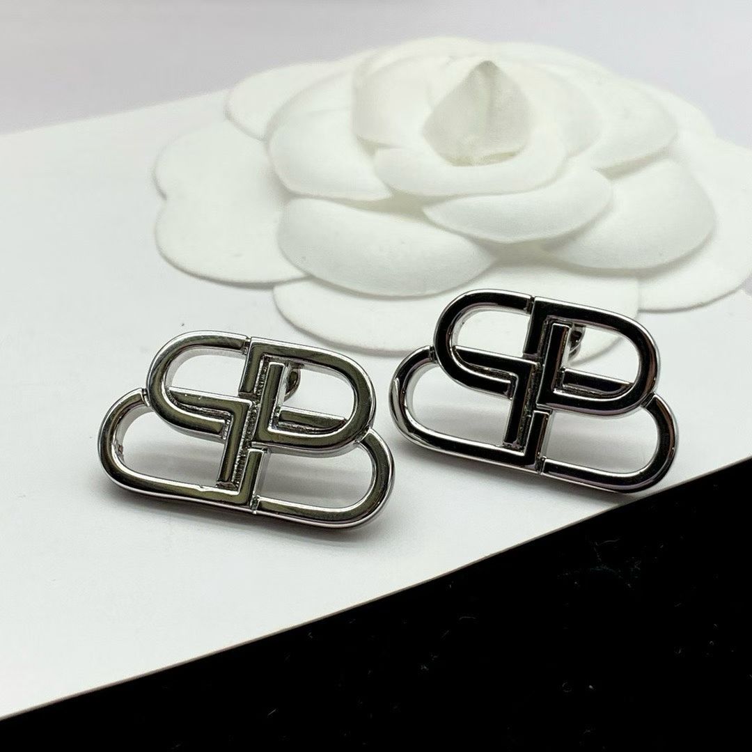Balenciaga BB Logo Earrings – Silver Interlocking Design
