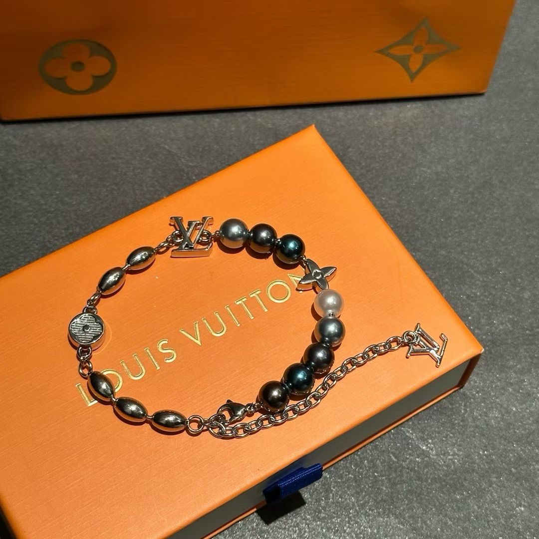Louis Vuitton Pearl & Charm Jewelry Set – Necklace & Bracelet with LV Accents
