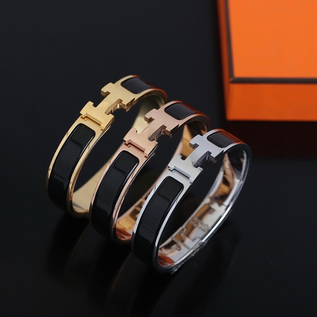 Hermès H Clasp Bracelet – Classic Neutrals