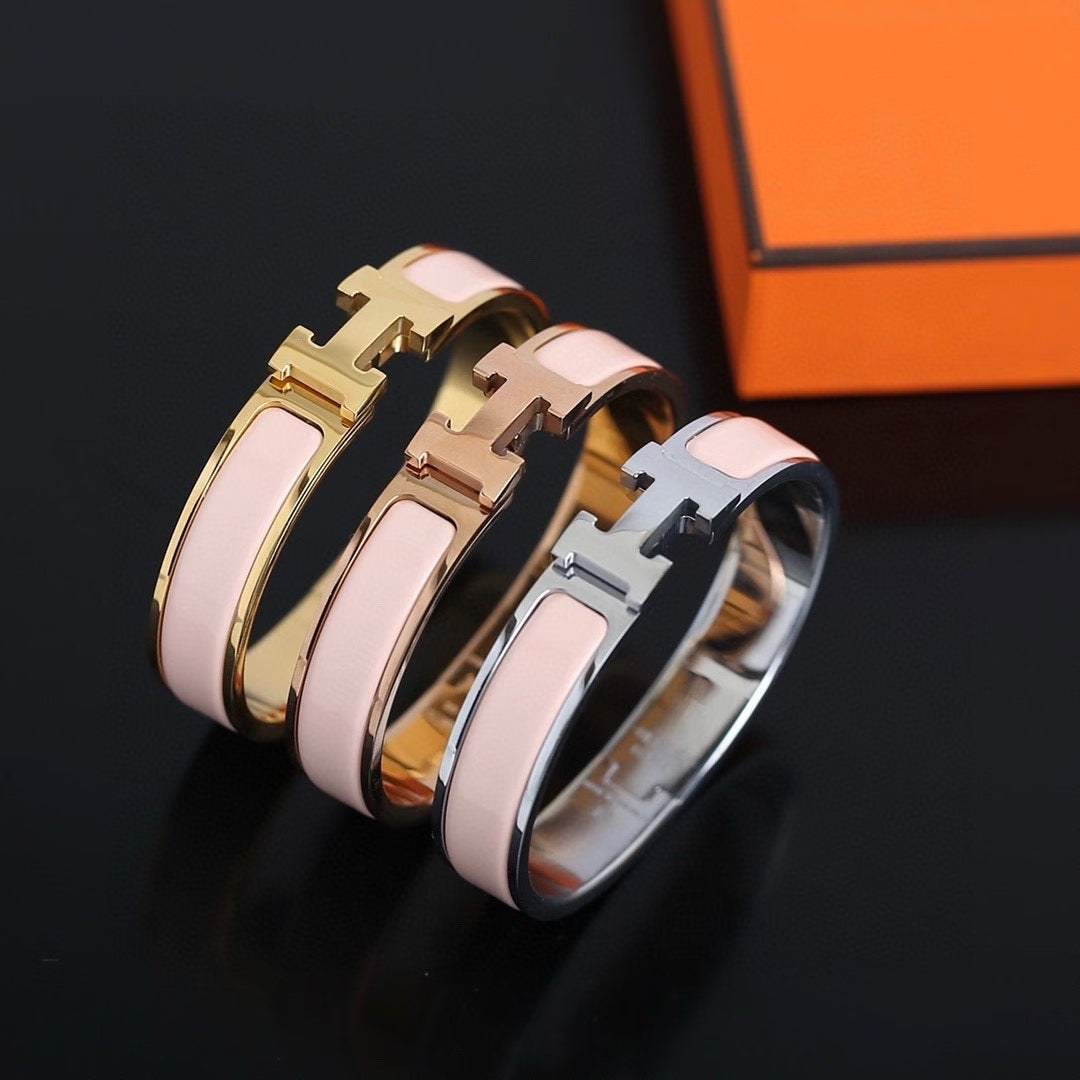 Hermès H Clasp Bracelet – Cool & Bold Tones