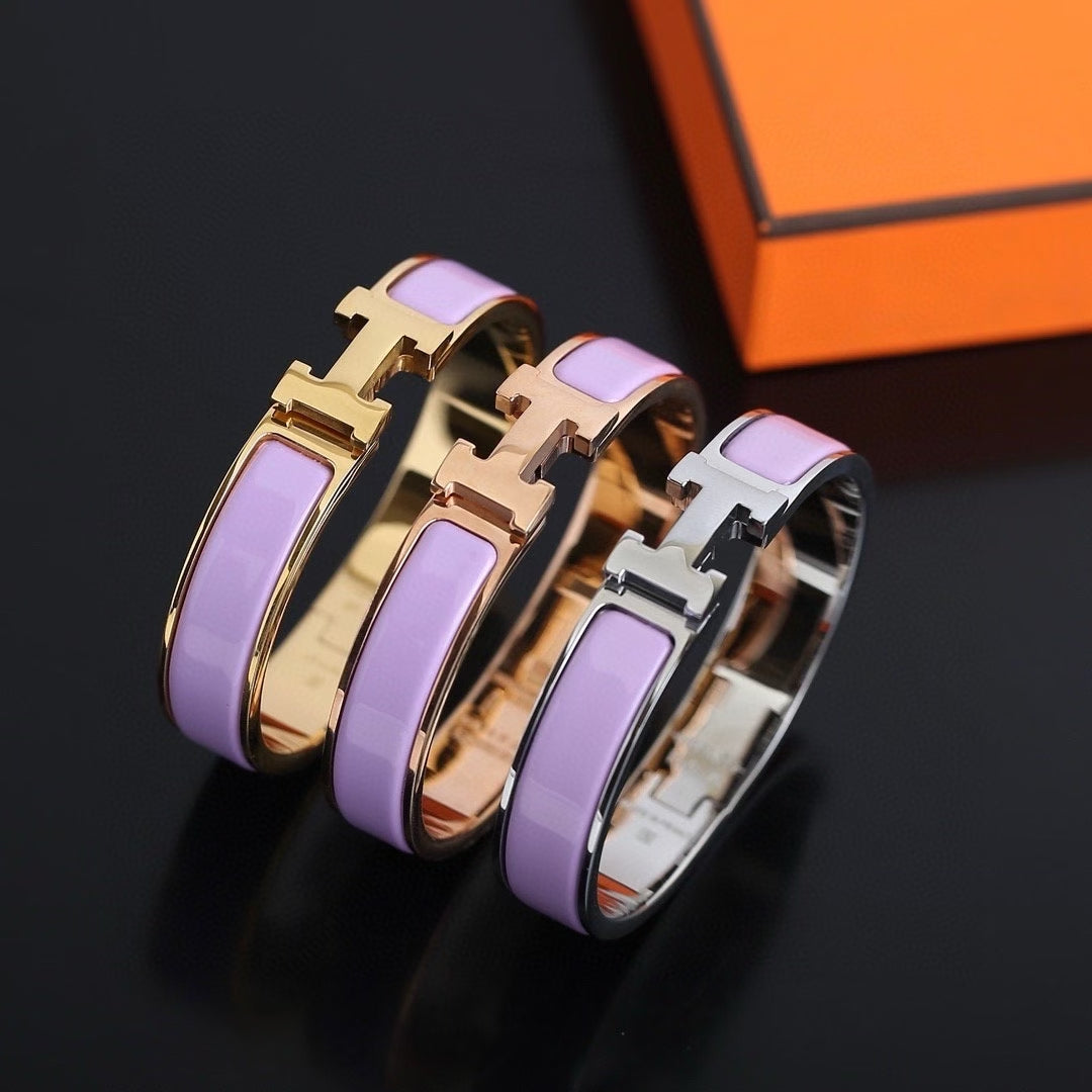 Hermès H Clasp Bracelet – Soft & Elegant Pastels