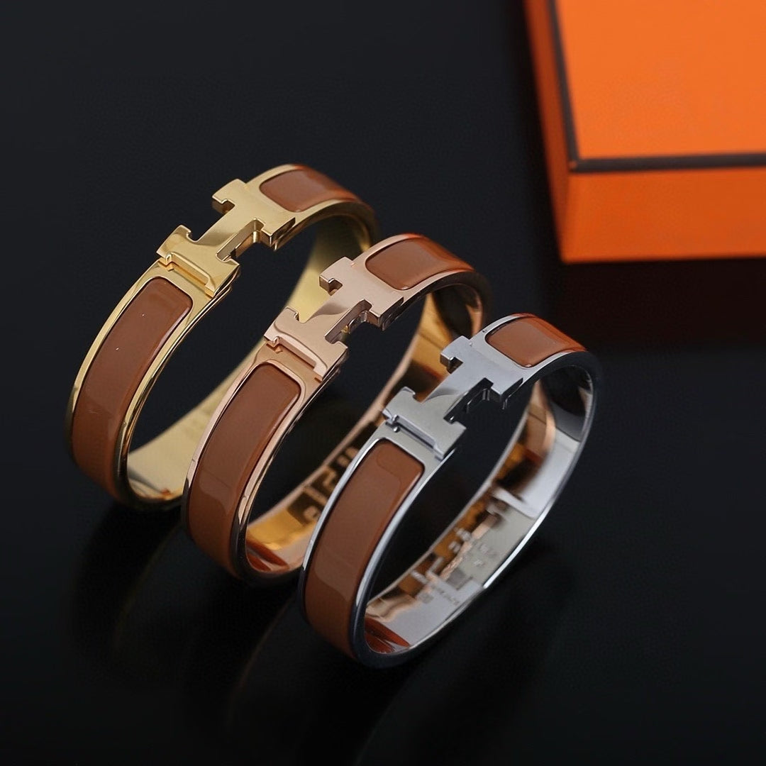 Hermès H Clasp Bracelet – Soft & Elegant Pastels