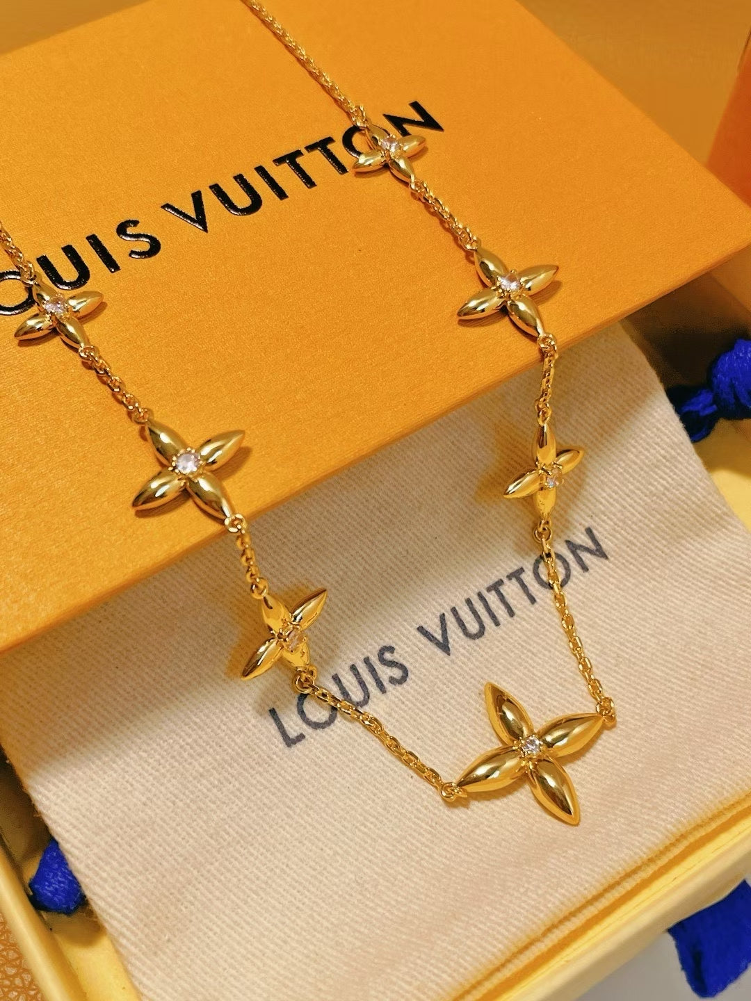 Louis Vuitton Floral Gem Necklace – Chain with Symmetrical Motifs