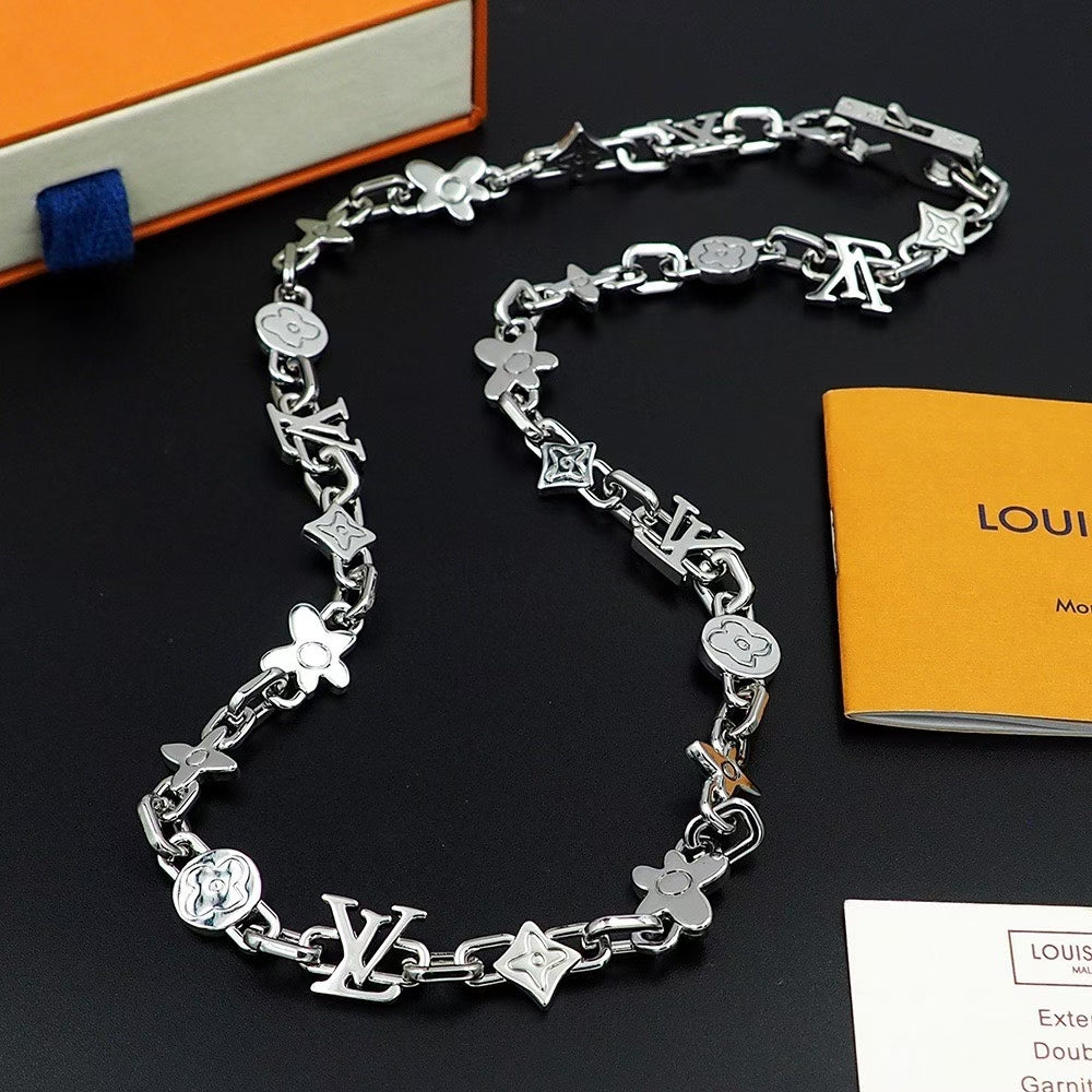 Louis Vuitton Monogram Symbol Chain Necklace – Silver Iconic Motifs