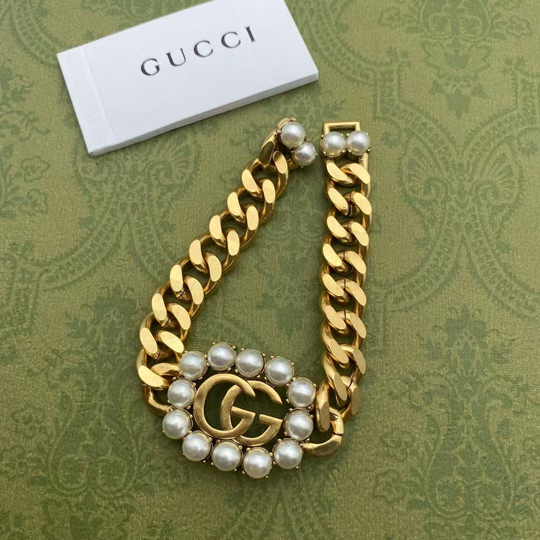 Gucci Pearl-Embellished Double G Necklace – Gold Chain with Iconic Logo