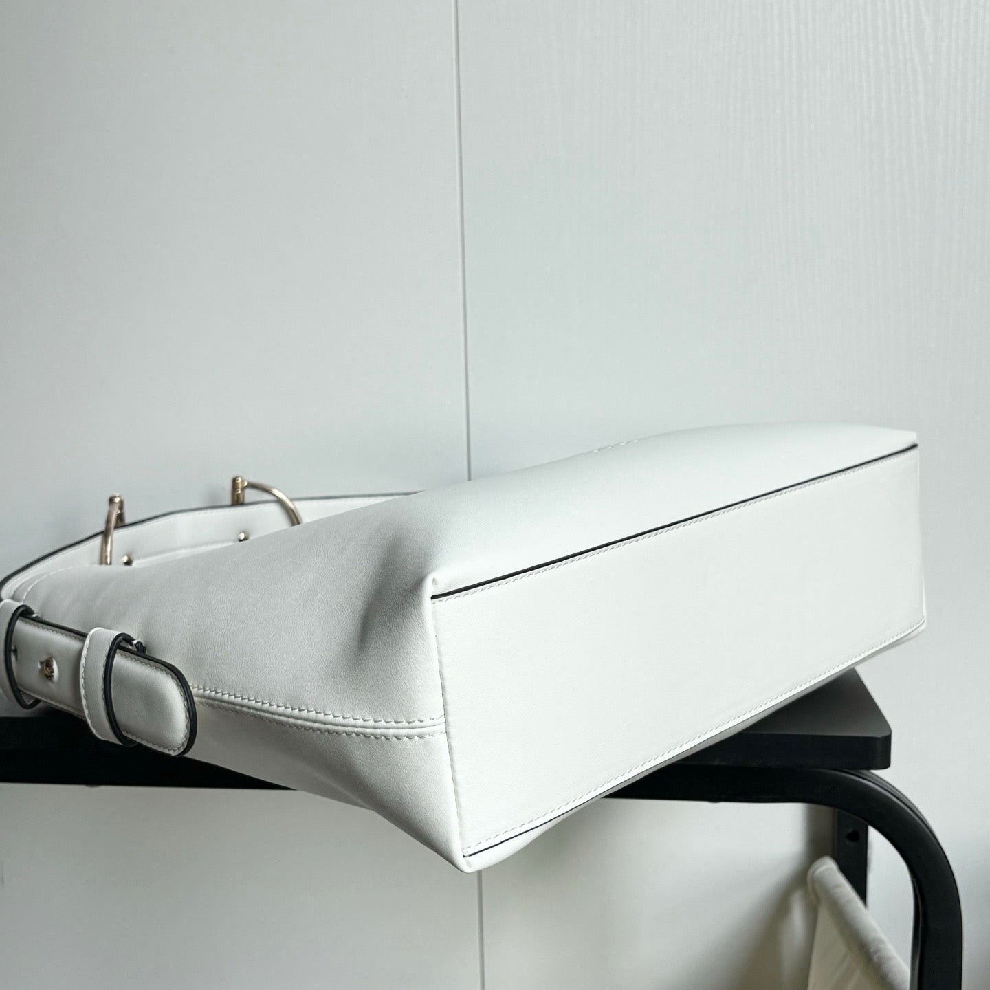 Gucci Structured Top-Handle Handbag Collection