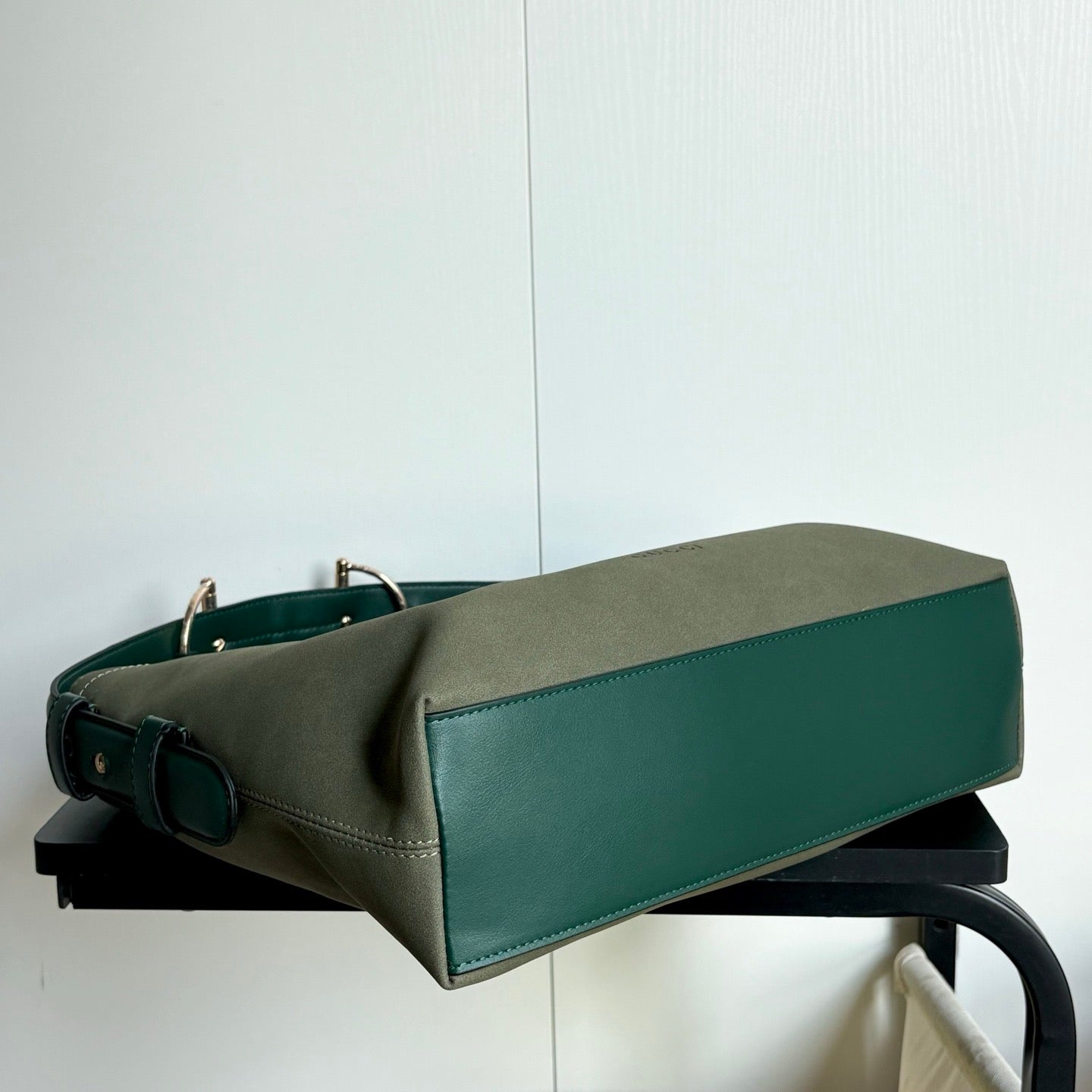 Gucci Structured Top-Handle Handbag Collection