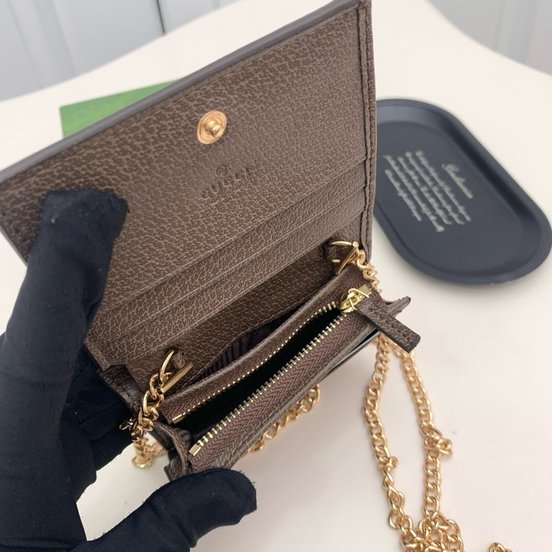 Gucci GG Supreme Chain Wallet
