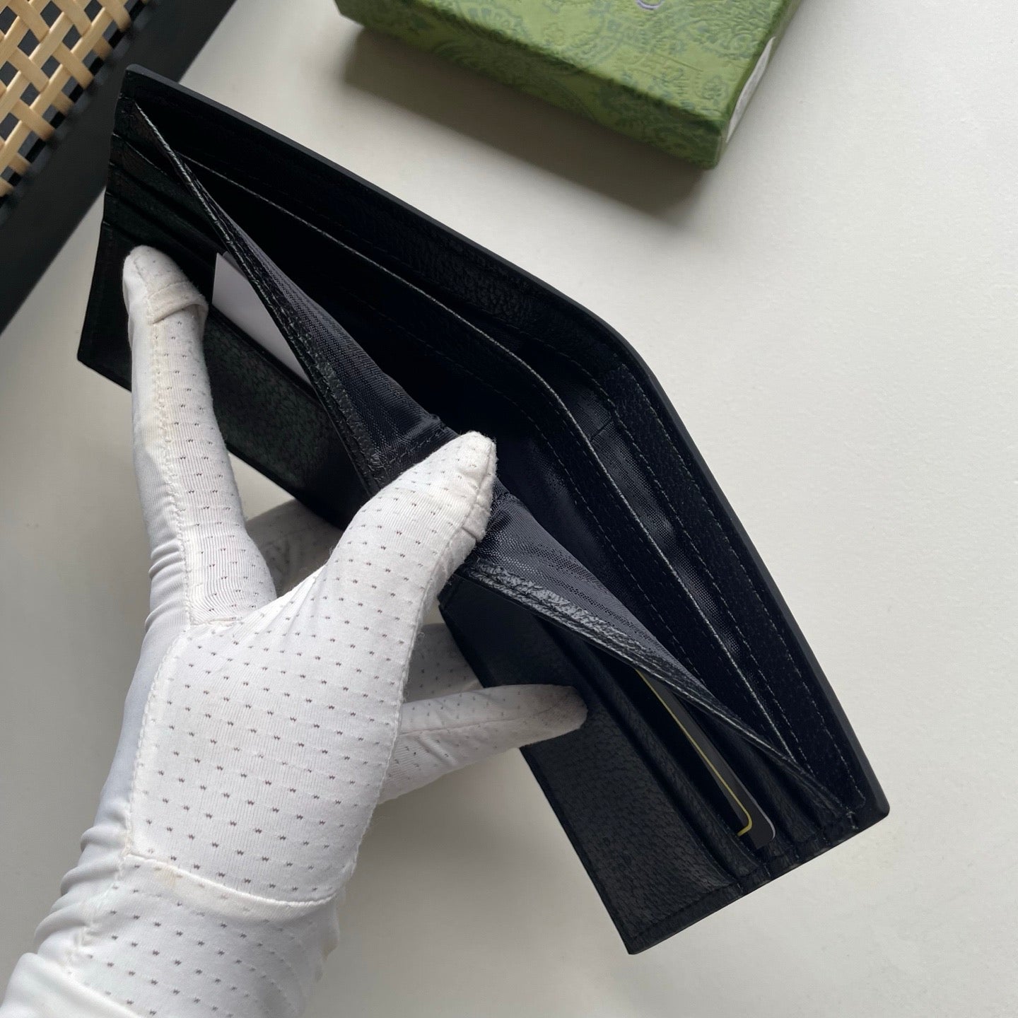 Gucci GG Supreme Canvas Wallet – Black GG Logo