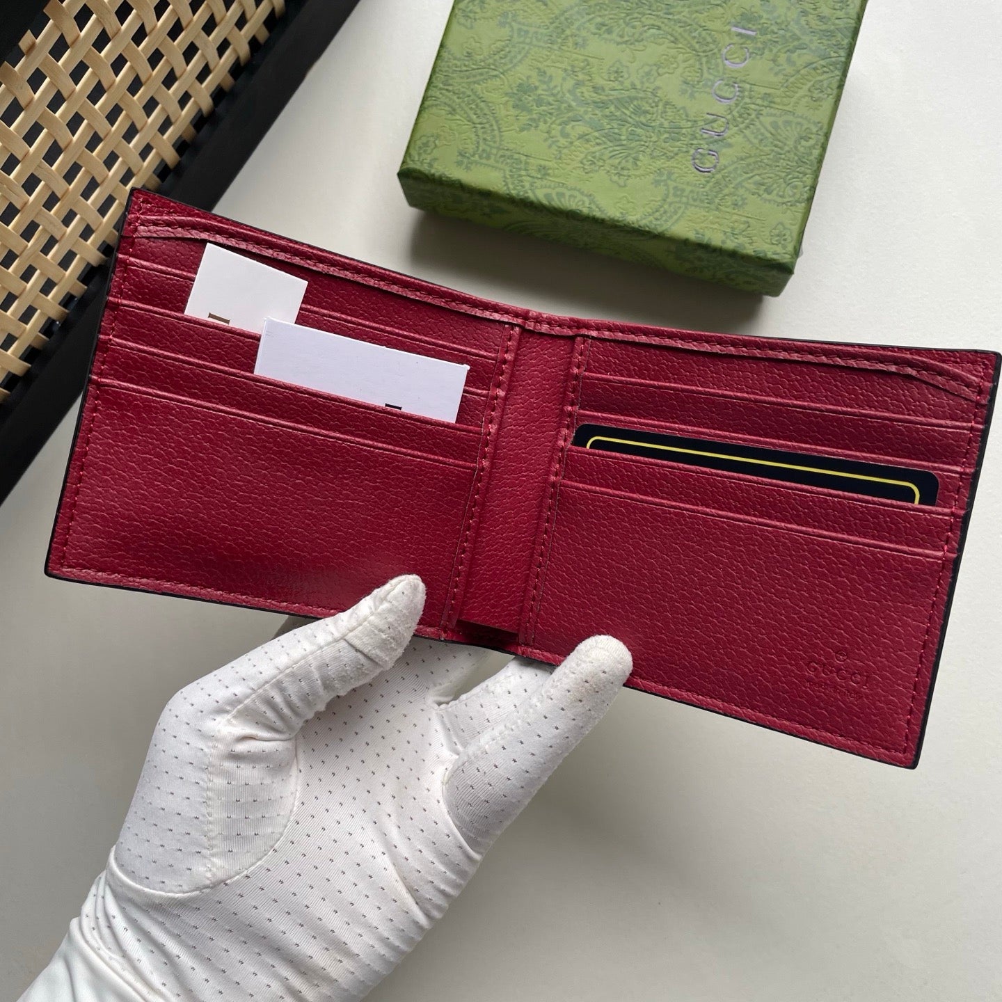 Gucci GG Supreme Canvas Wallet – Gold GG Logo