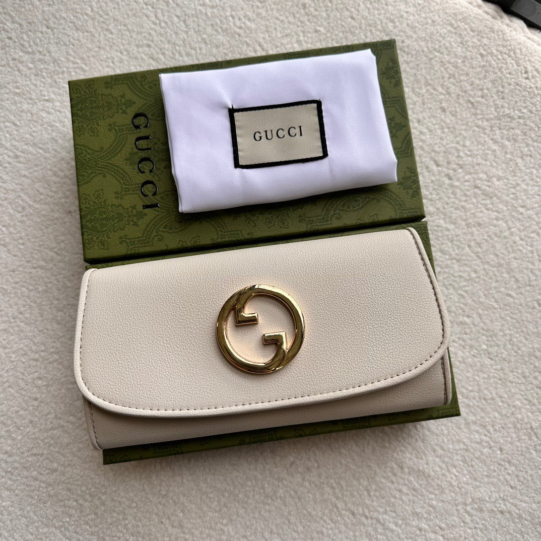 Gucci GG Monogram Chain Wallet Collection
