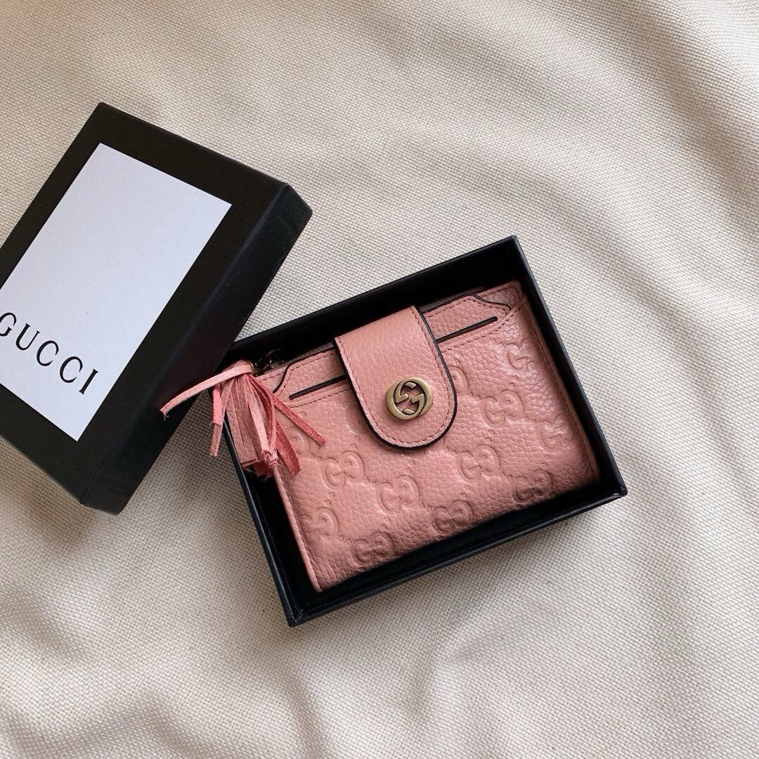 Gucci Embossed GG Zipper Wallet – Pink & Black