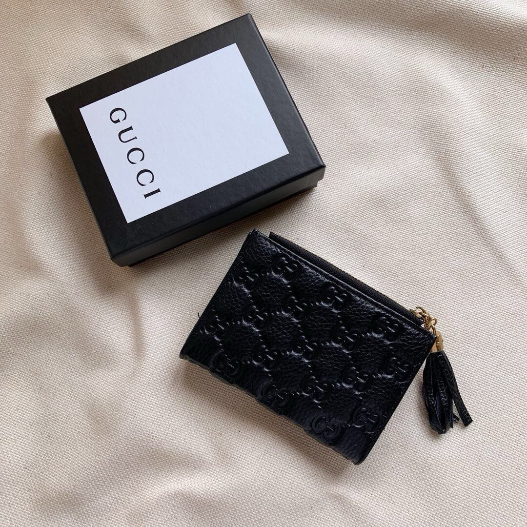 Gucci Embossed GG Zipper Wallet – Pink & Black