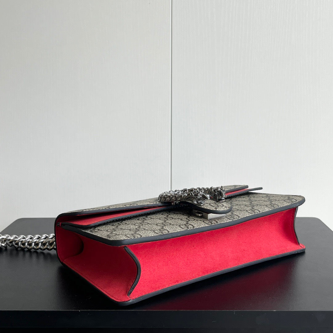 Gucci Dionysus GG Supreme Shoulder Bag