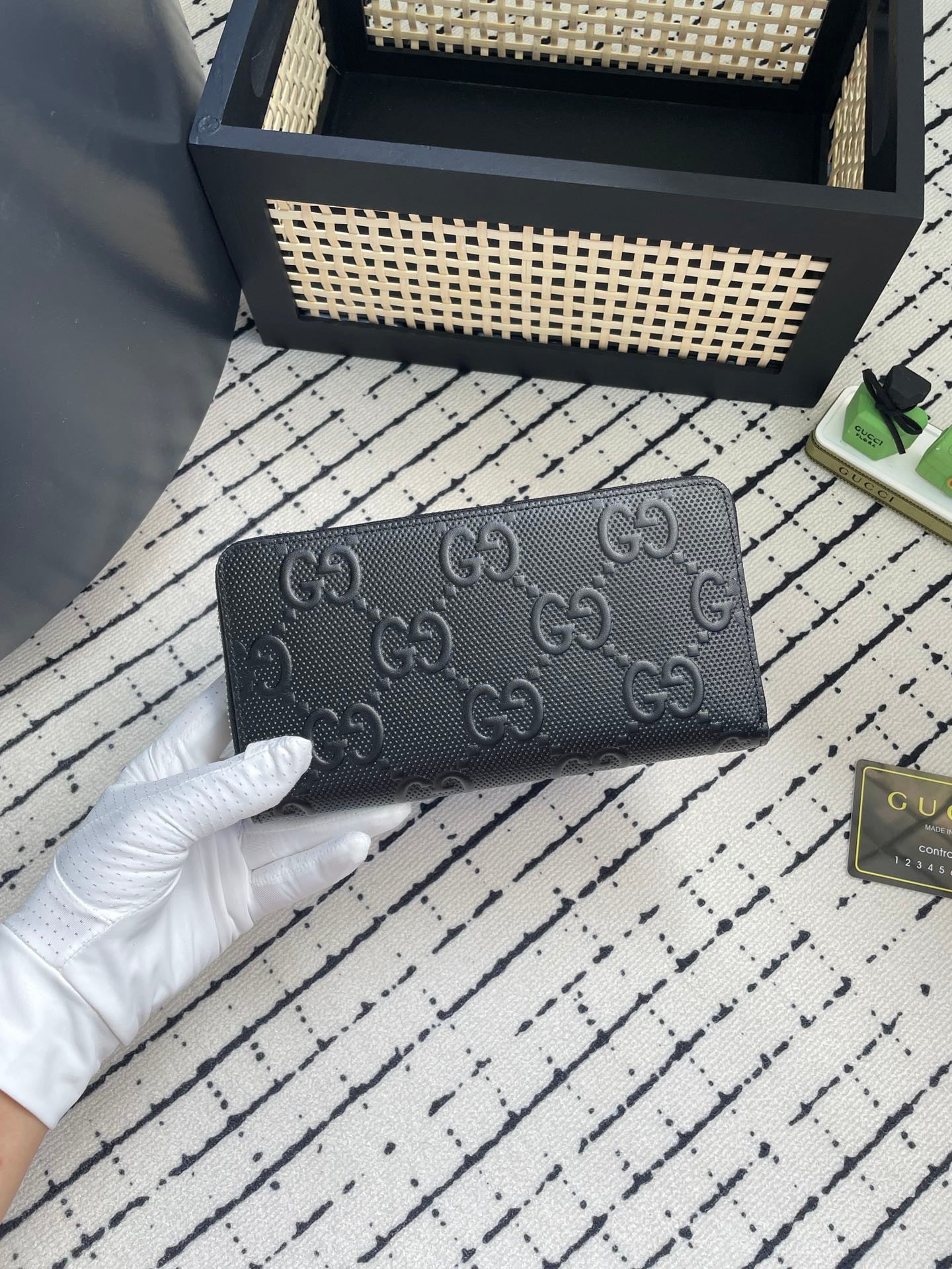 Gucci Black Wallet Series – Embossed, Zipped