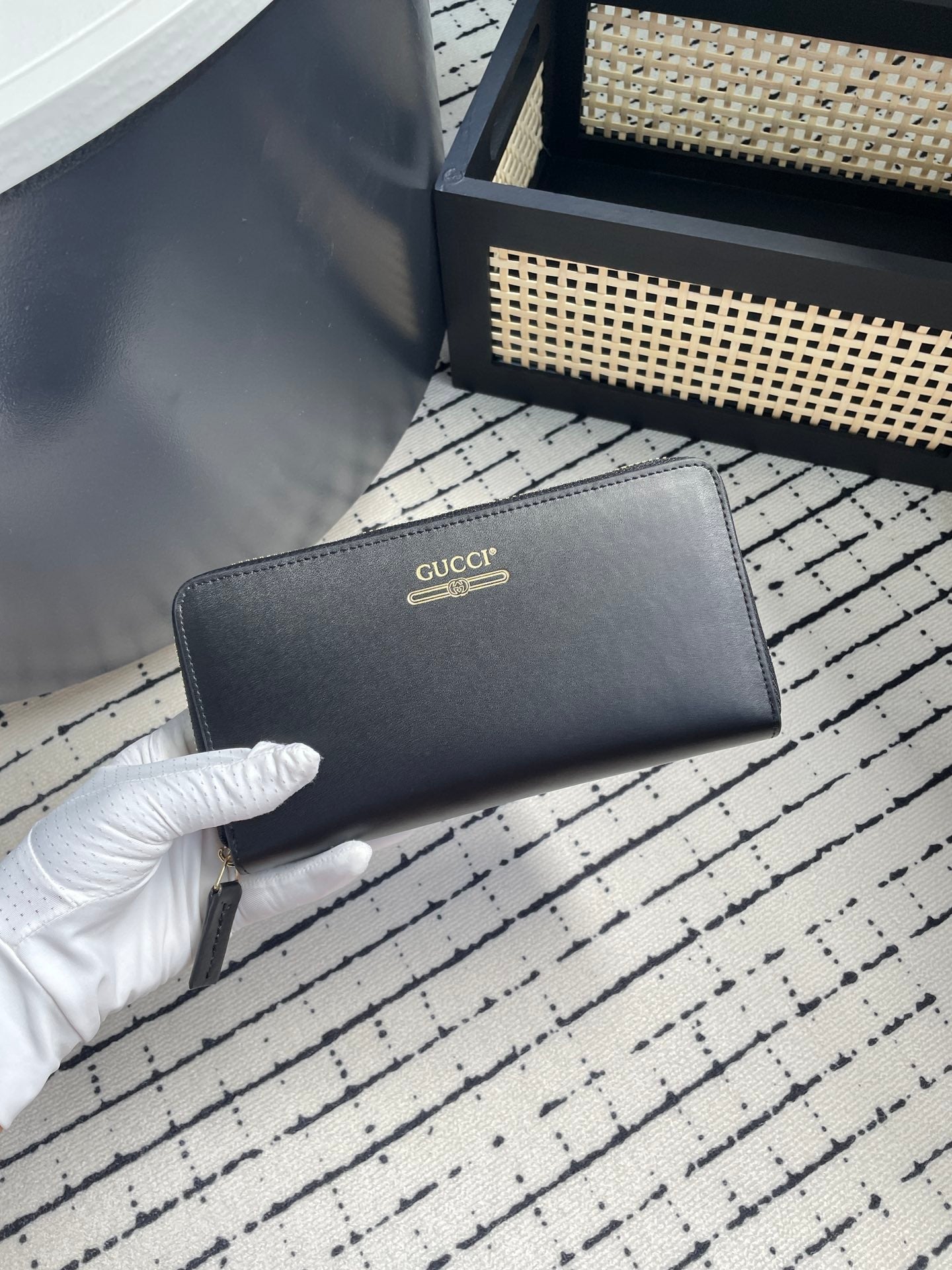 Gucci Black Wallet Series – Embossed, Zipped