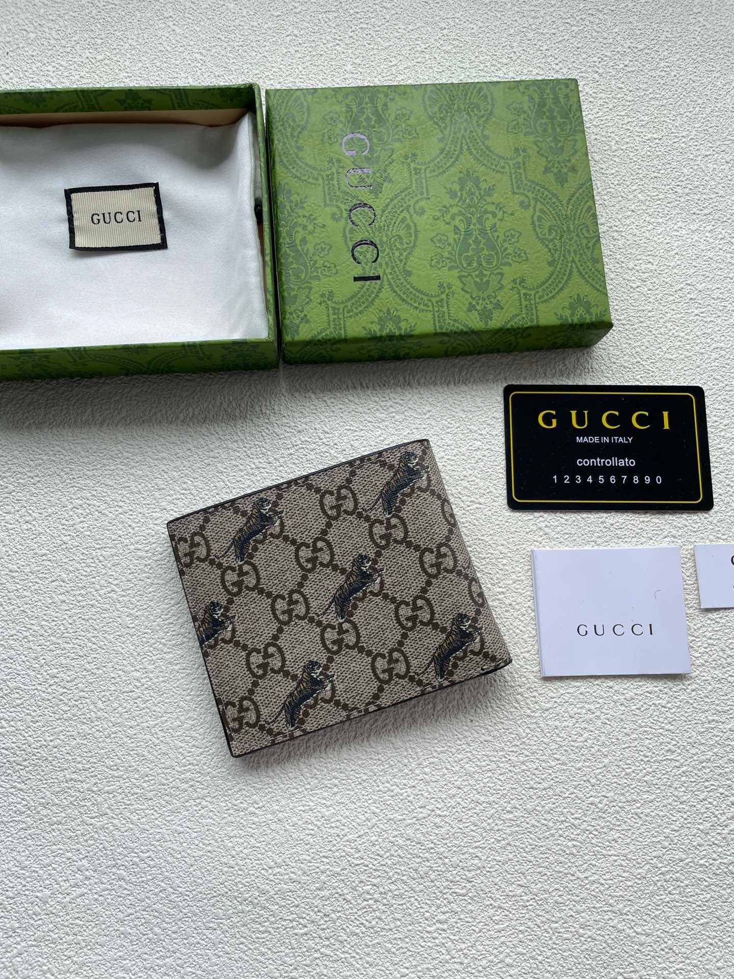 Gucci GG Tiger Wallet Set – Dark Canvas Edition