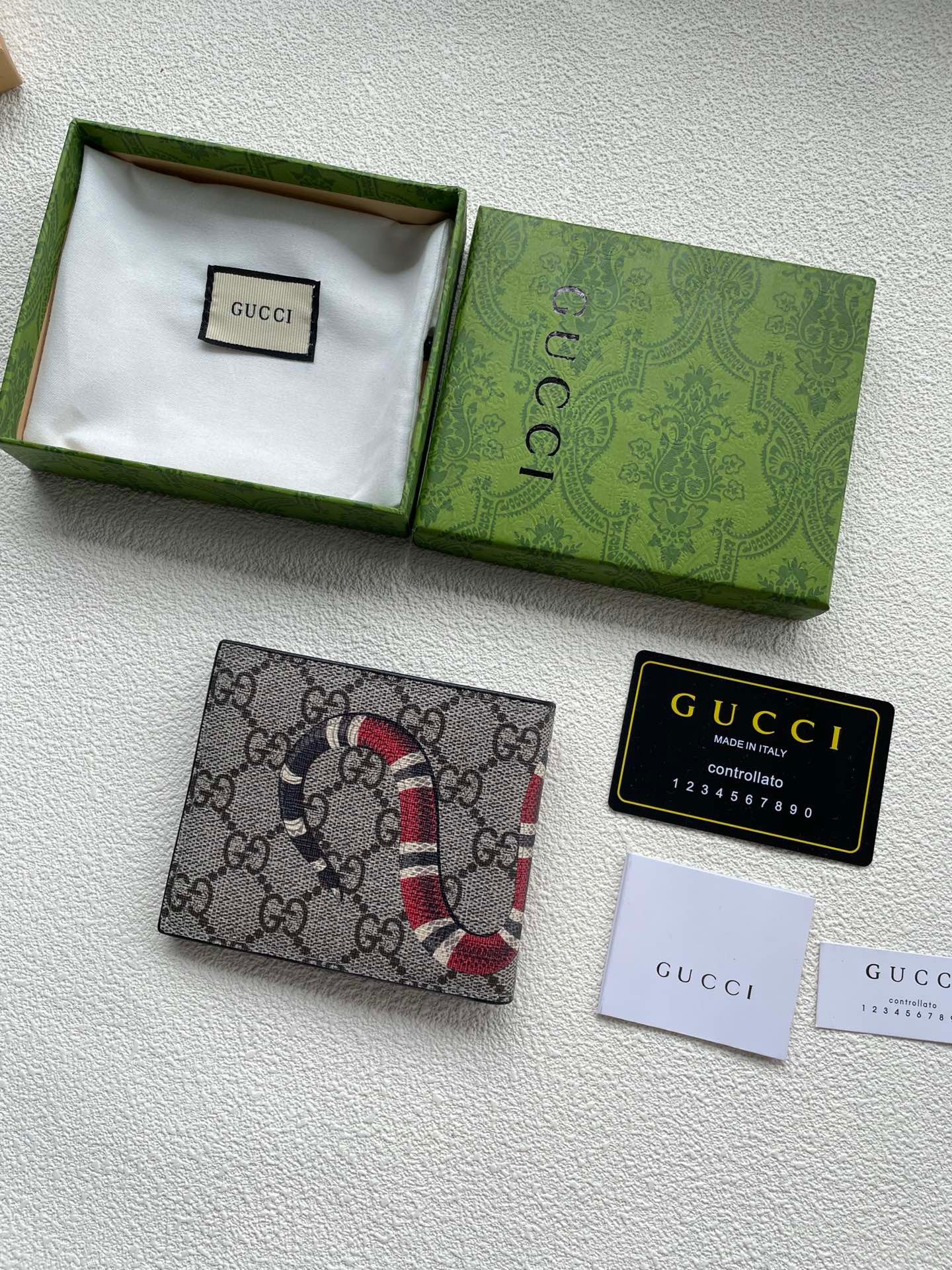 Gucci GG Snake Wallet Set – Beige Canvas Edition