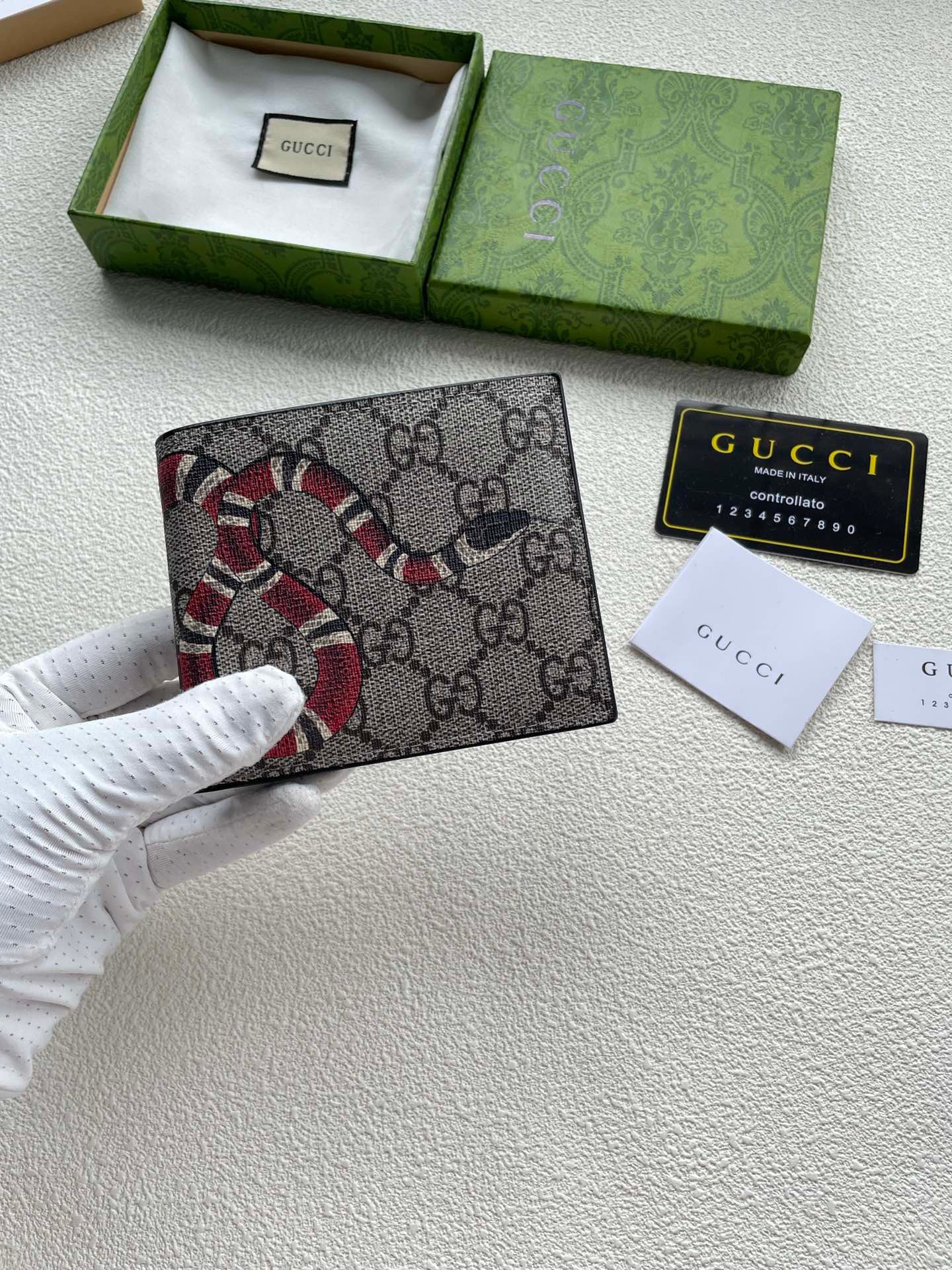 Gucci GG Snake Wallet Set – Beige Canvas Edition