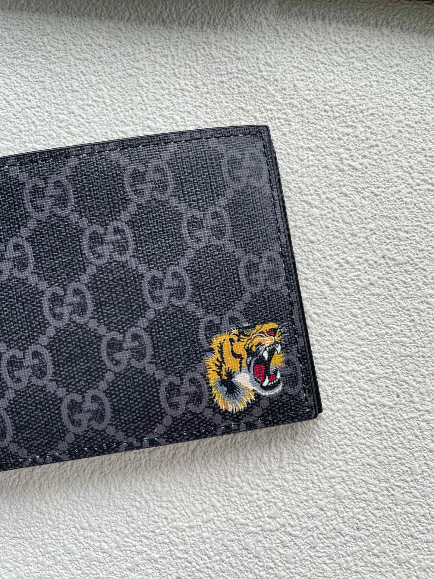 Gucci GG Tiger Wallet Set –  Canvas Edition