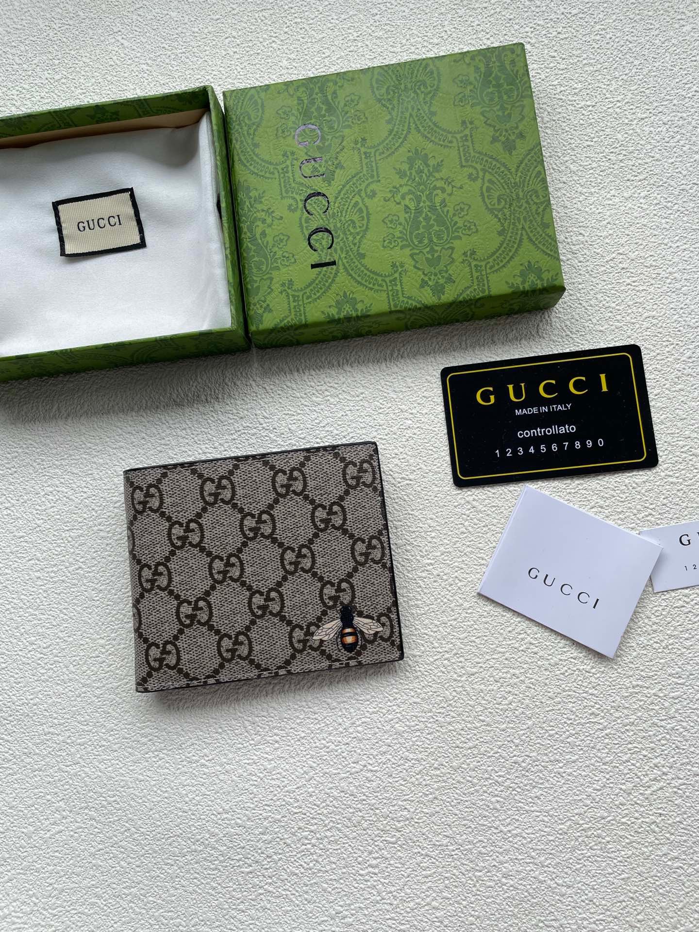Gucci GG Bee Wallet Set –  Canvas with Embroidered Bee Detail