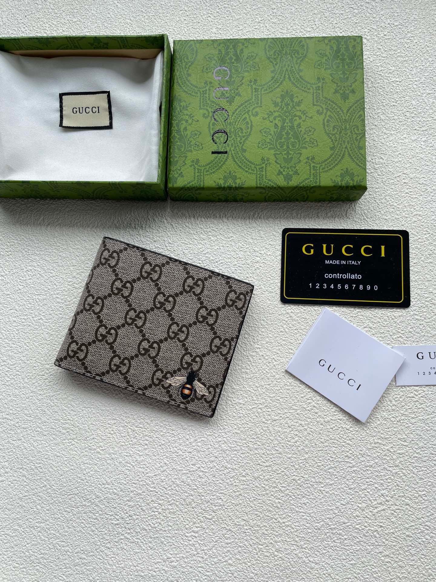 Gucci GG Bee Wallet Set –  Canvas with Embroidered Bee Detail