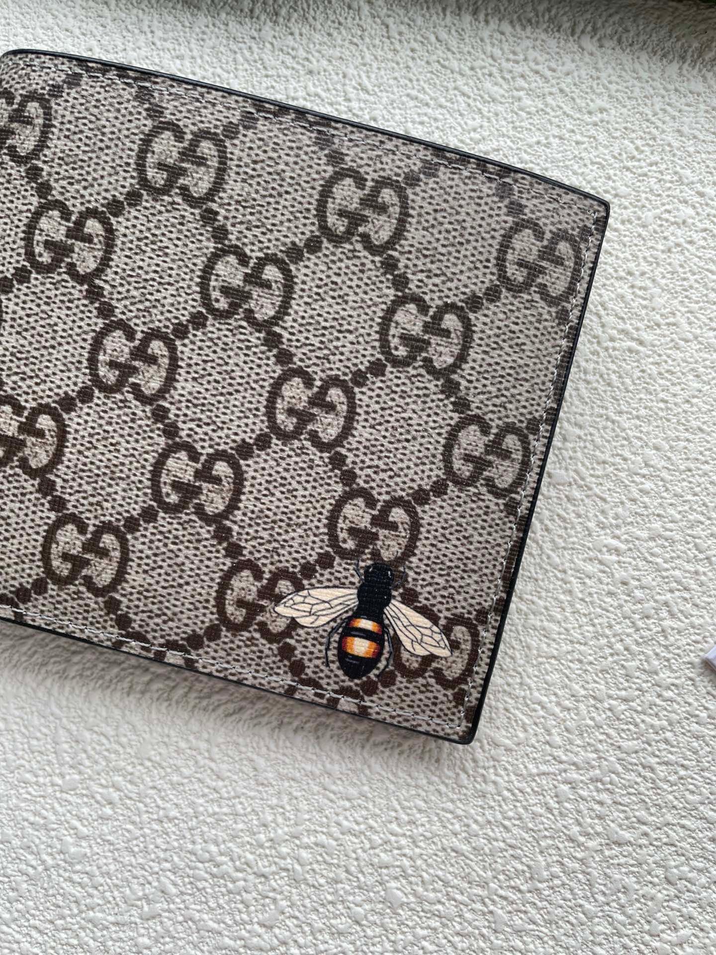 Gucci GG Bee Wallet Set –  Canvas with Embroidered Bee Detail