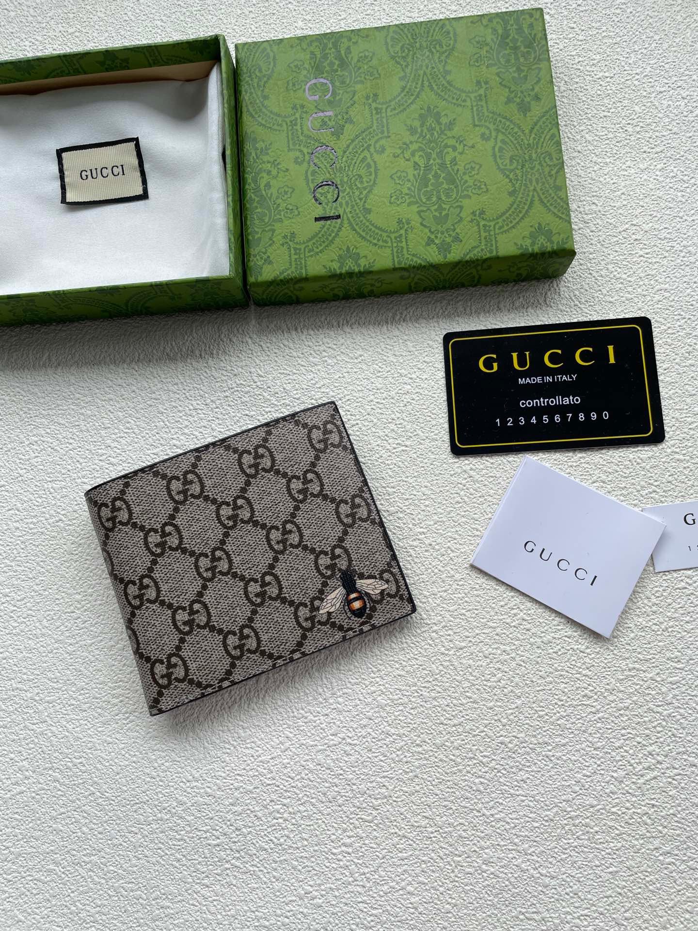 Gucci GG Bee Wallet Set –  Canvas with Embroidered Bee Detail
