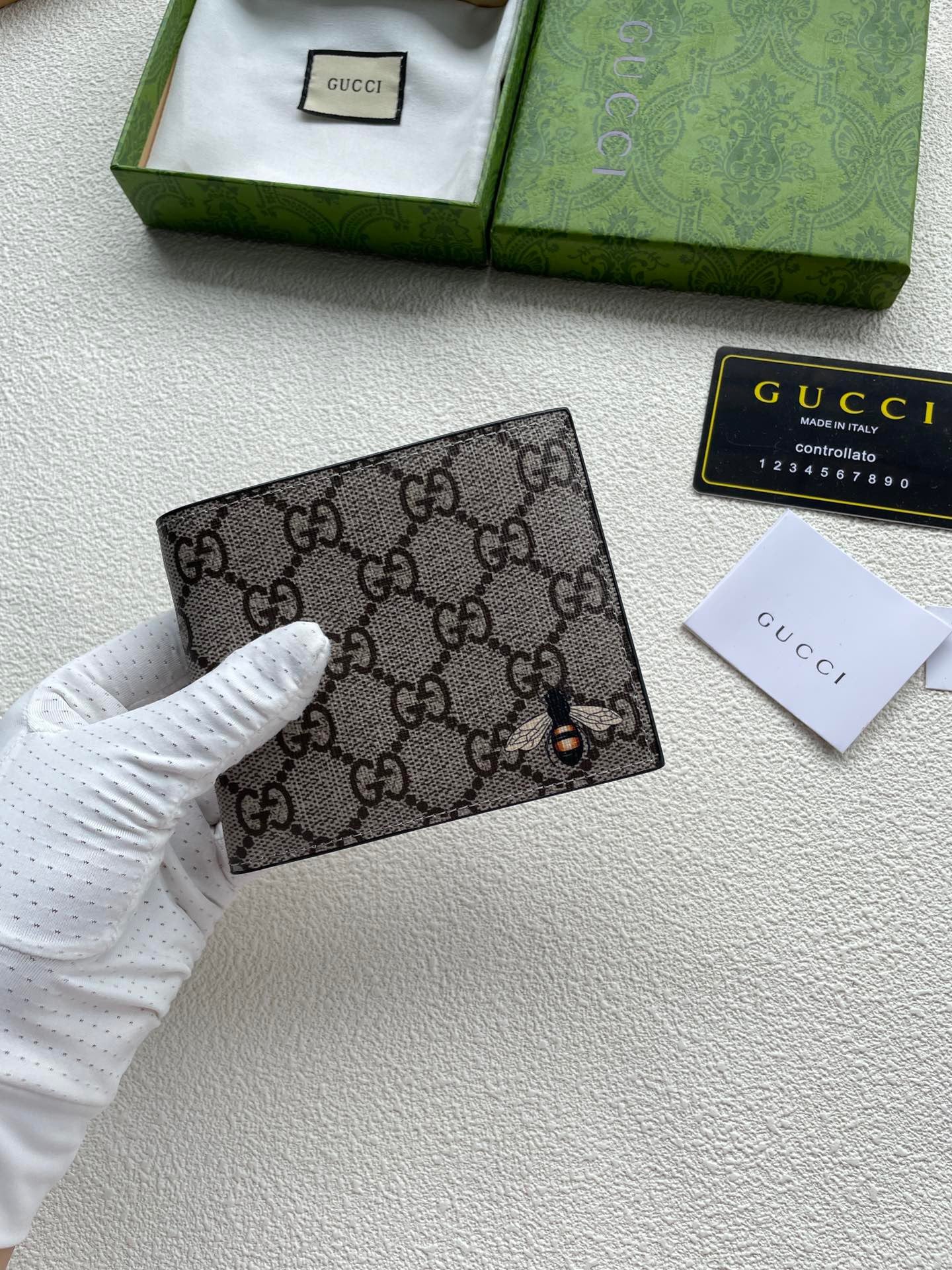 Gucci GG Bee Wallet Set –  Canvas with Embroidered Bee Detail