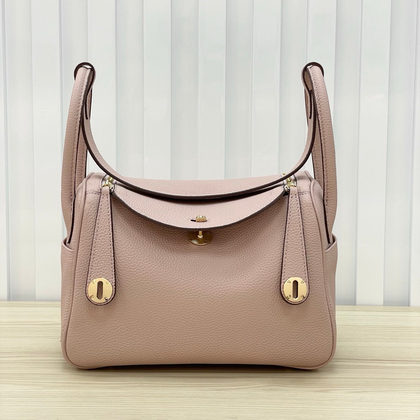 Luxury Structured Handbag Collection – Pebbled & Croc-Textured Leather with Metallic Hardware