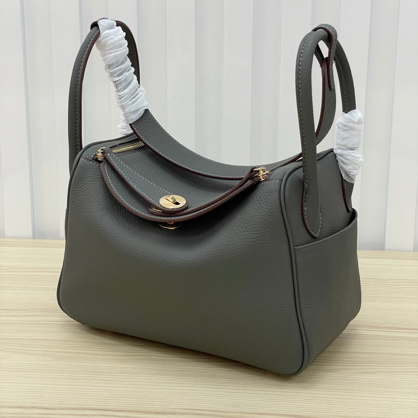 Luxury Structured Handbag Collection – Pebbled & Croc-Textured Leather with Metallic Hardware