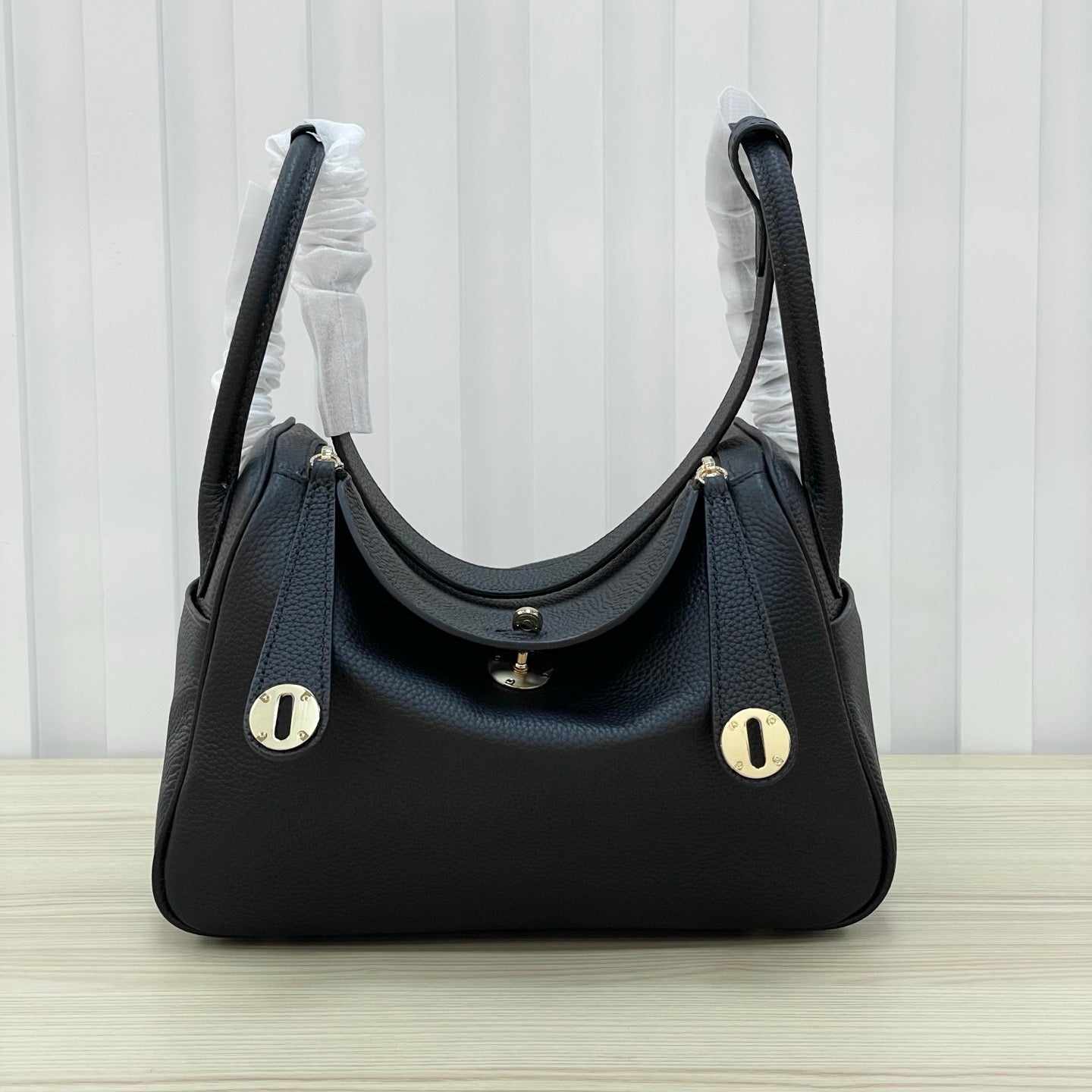 Luxury Structured Handbag Collection – Pebbled & Croc-Textured Leather with Metallic Hardware