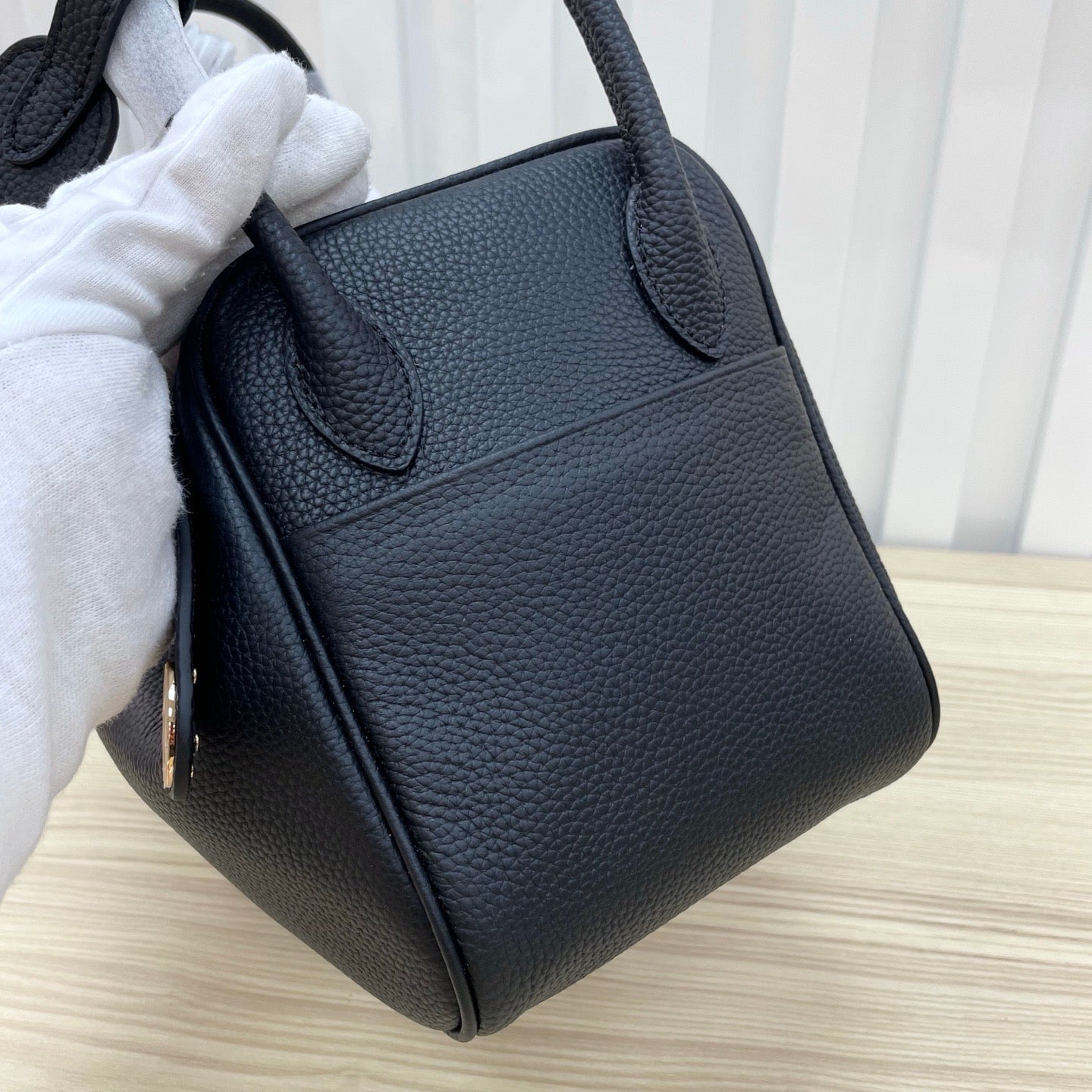 Luxury Structured Handbag Collection – Pebbled & Croc-Textured Leather with Metallic Hardware