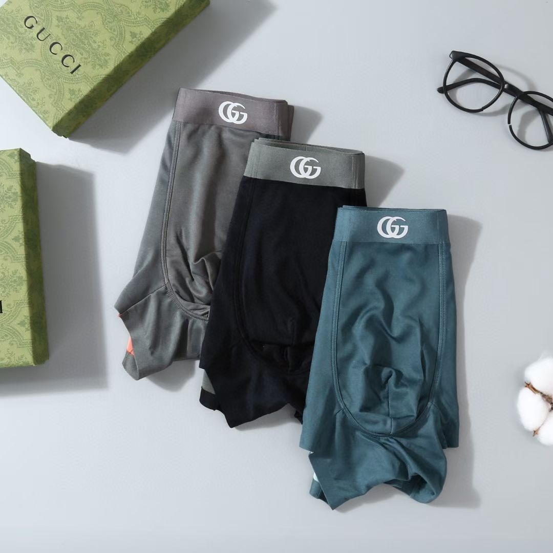 Gucci GGForm Briefs – Signature Monogram Edition