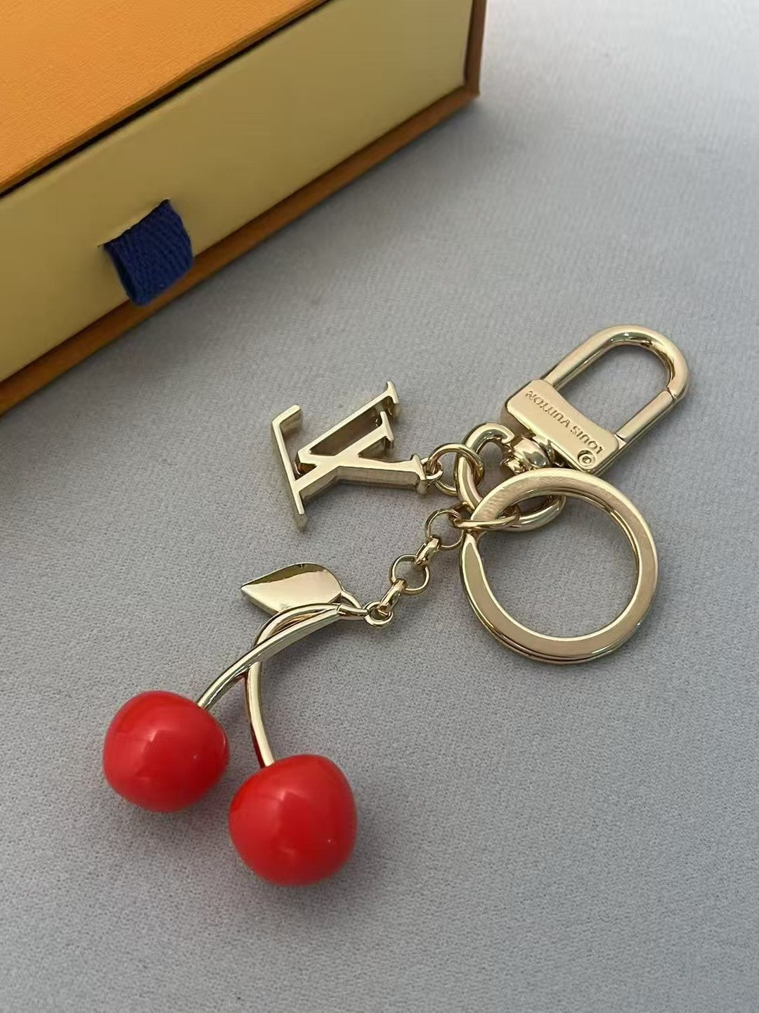 Louis Vuitton Designer Keychain Collection – Monogram Leather, Floral Charms & Iconic Animal Designs