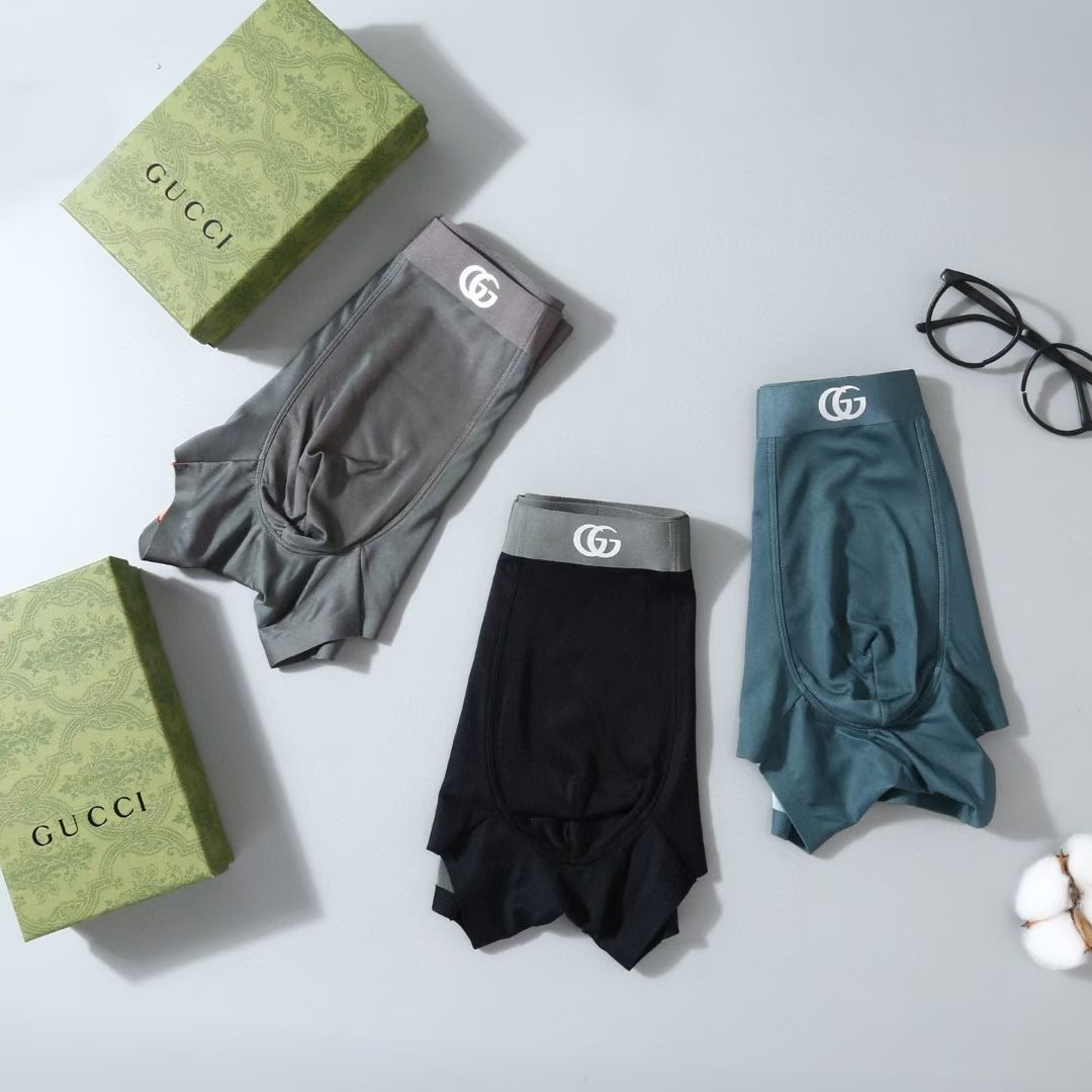 Gucci GGForm Briefs – Signature Monogram Edition