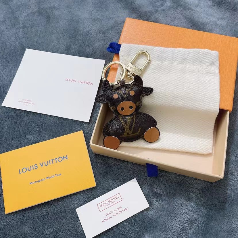 Louis Vuitton Designer Keychain Collection – Monogram Leather, Floral Charms & Iconic Animal Designs