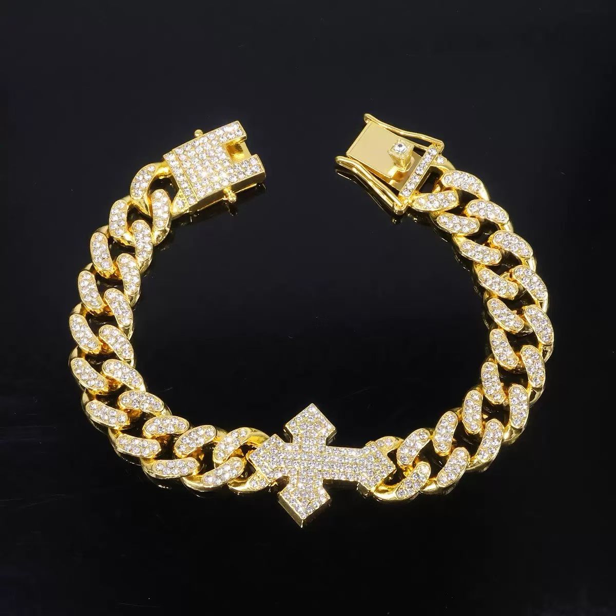 Arrow, Cross & Skull Jewelry Collection – Gold & Silver Cuban Link Necklaces & Bracelets