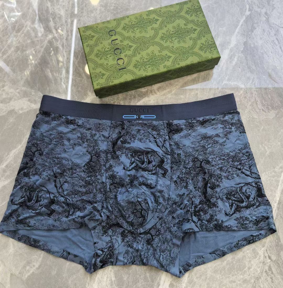 Gucci ToileVista Briefs – Artisan Scene Edition