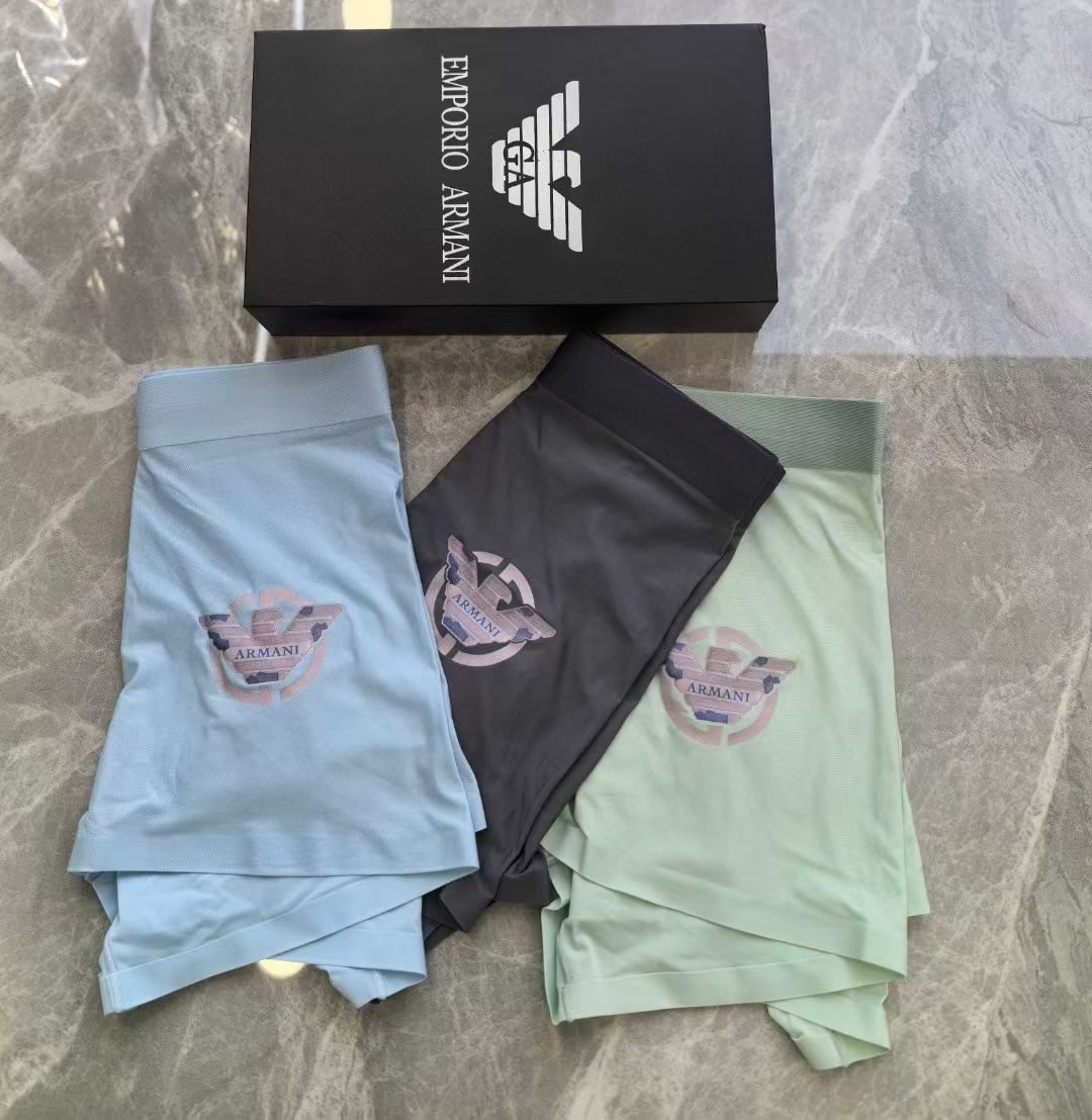 Emporio Armani AeroBriefs – Signature Crest Edition