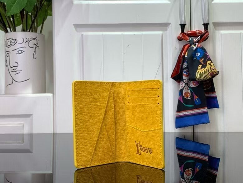 Louis Vuitton Monogram Cardholders – Green & Tan Editions