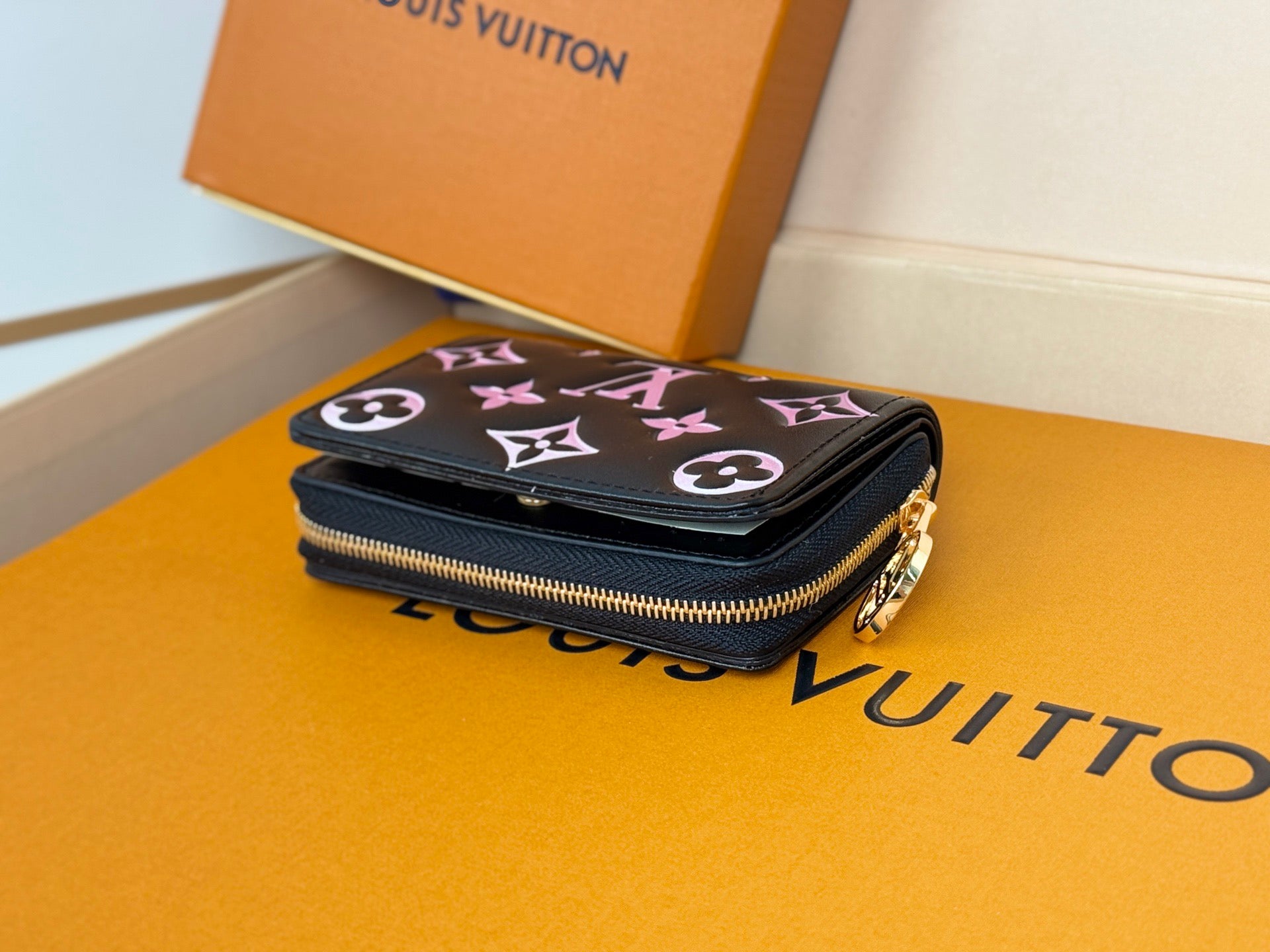 Louis Vuitton Black & Pink Monogram Wallet – Murakami 20th Anniversary Edition
