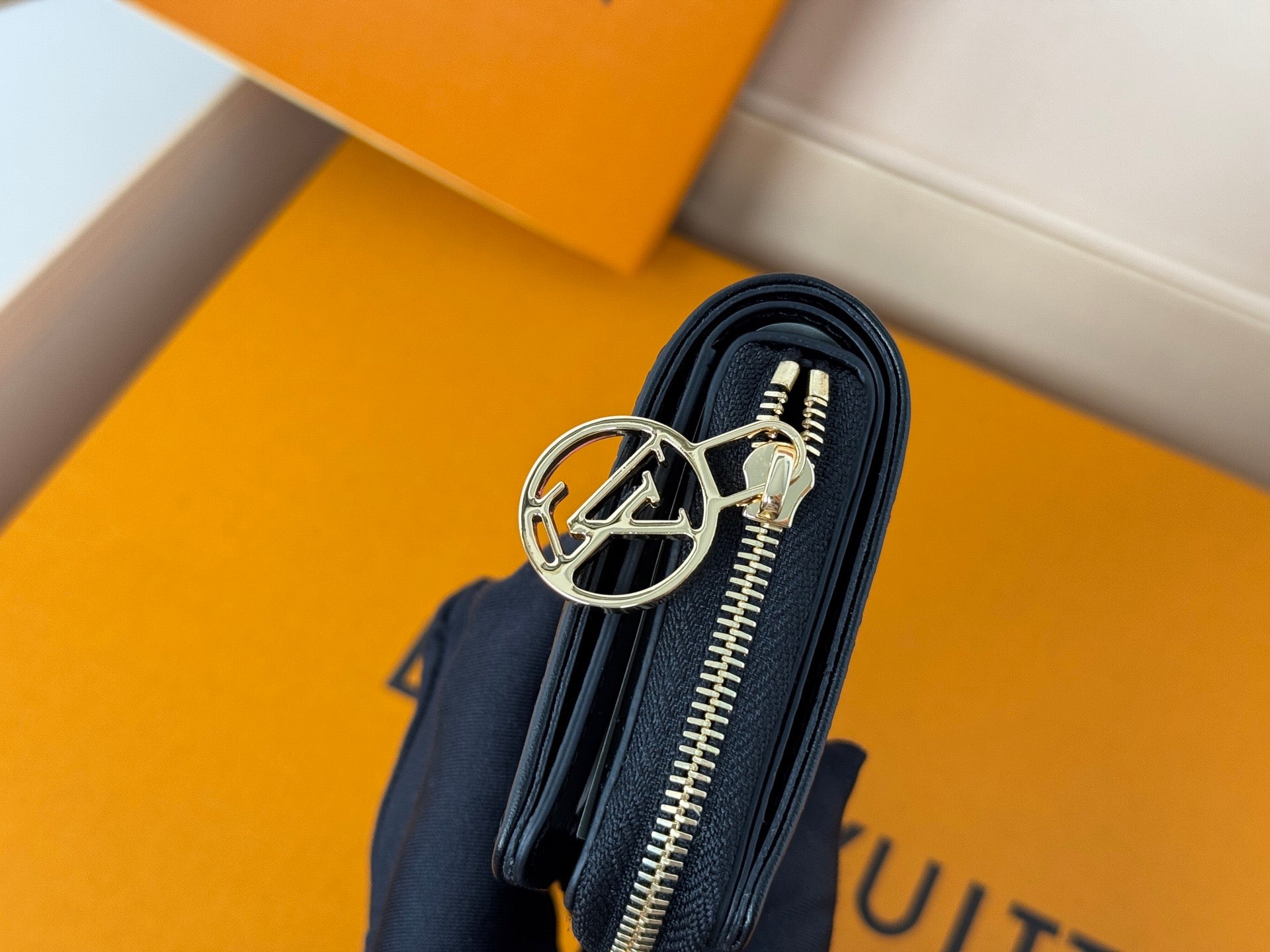 Louis Vuitton Black & Pink Monogram Wallet – Murakami 20th Anniversary Edition