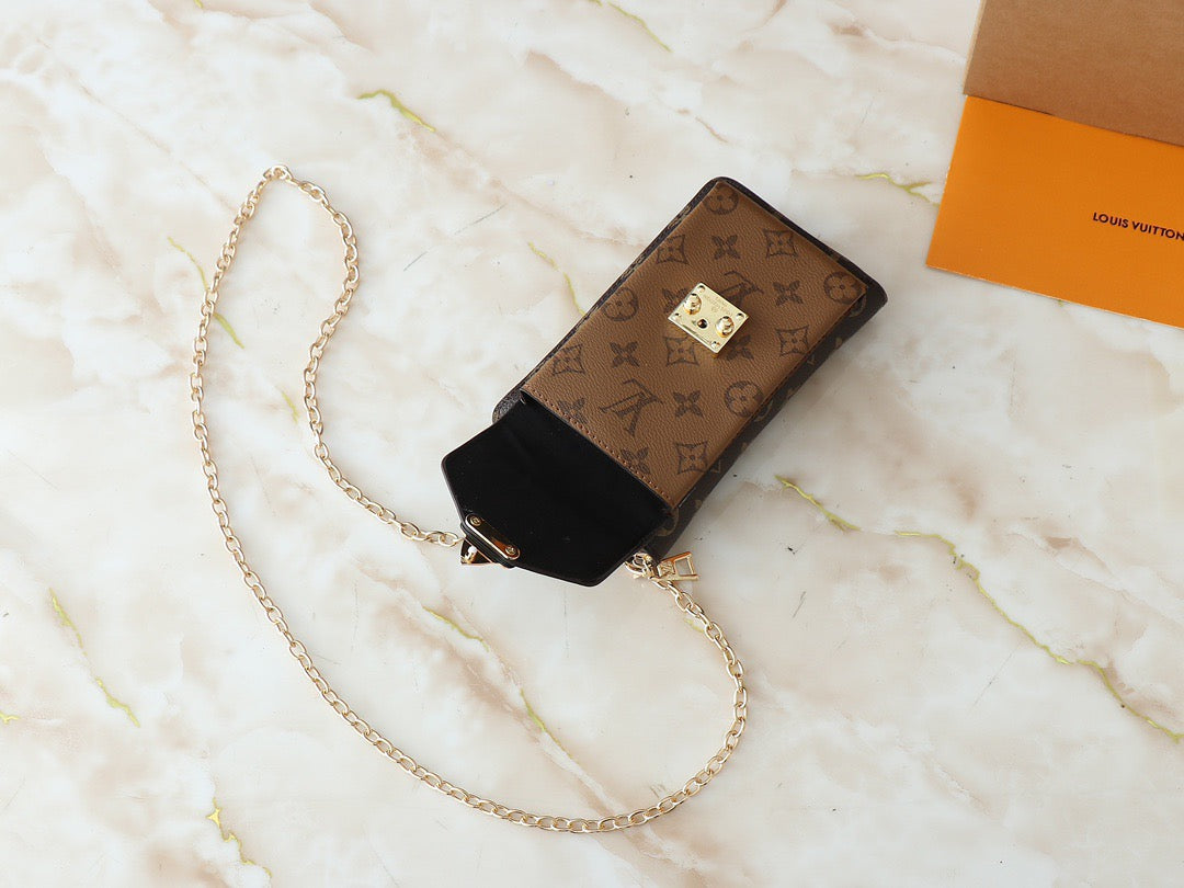 Louis Vuitton Classic Monogram Chain Bag – Gold Clasp Edition